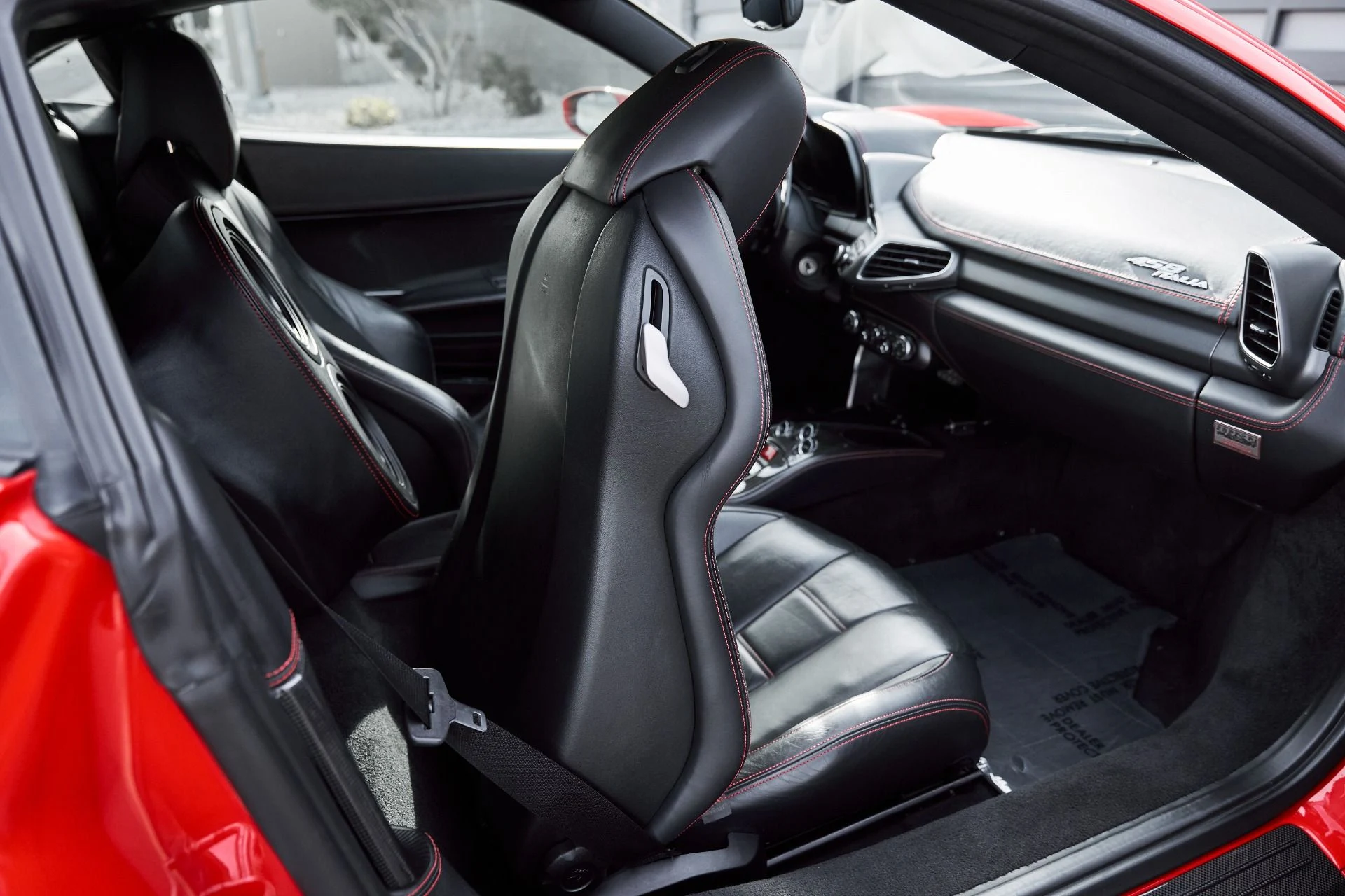 mph042_1892526384_Used_2012_Ferrari_458_Italia_Base_1766458185_d7fb858c6a