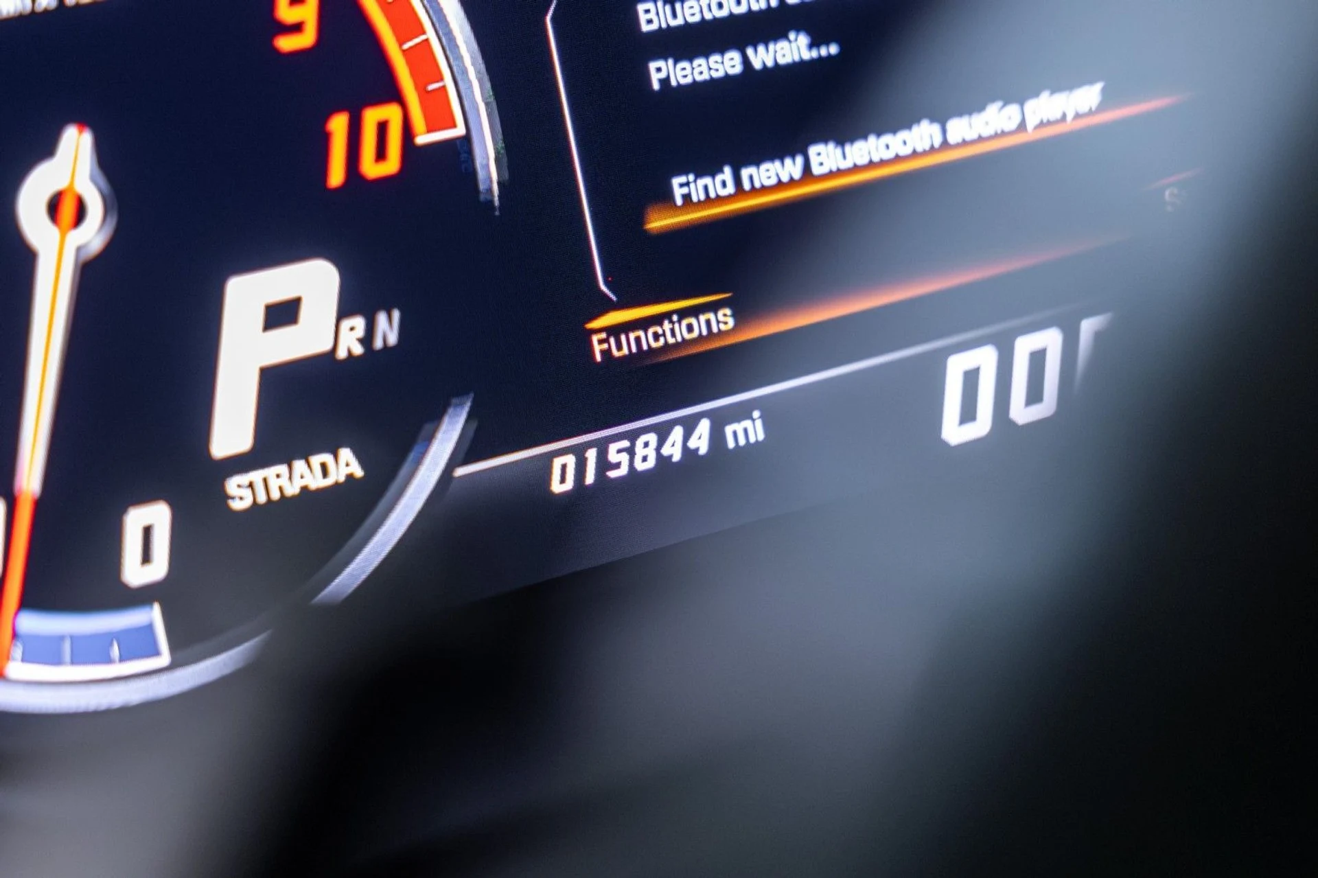 mph042_1894333286_l_Q_0d8014691f