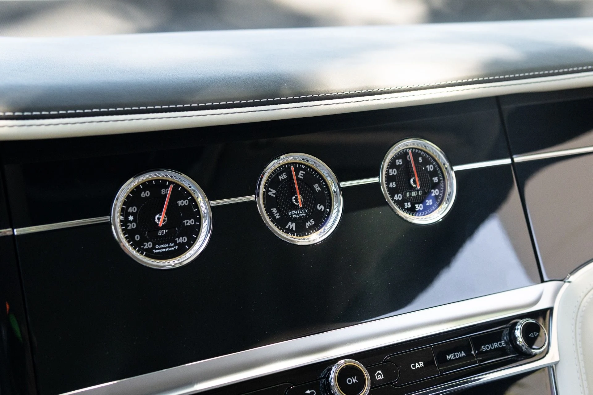 mph042_1946175919_Used_2020_Bentley_Continental_GT_V8_1777404226_9d3747de4f