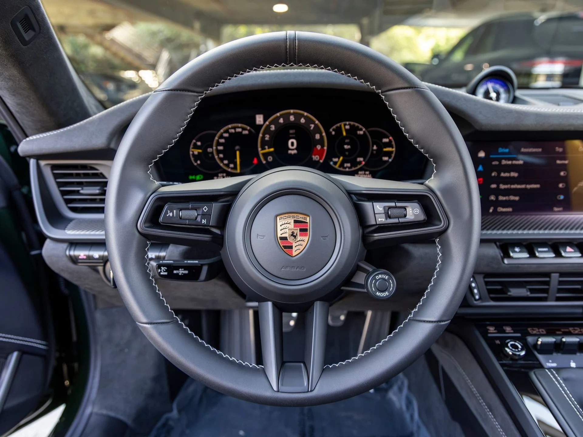 mph042_1953098321_43_564e52796f