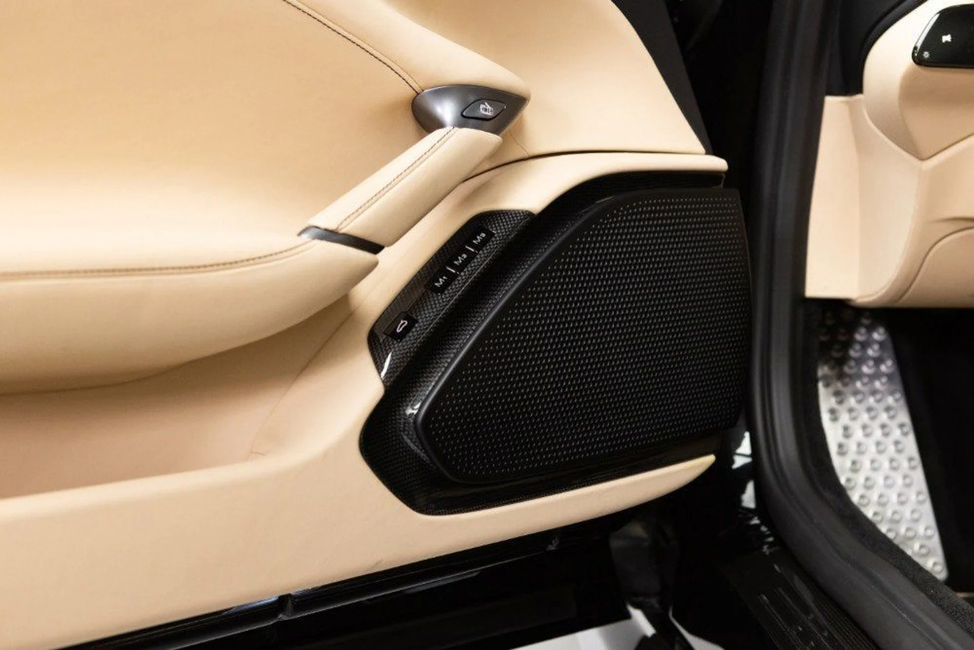 mph042_1954686790_bac8a6e15cf348efbae785b6829f68d1_01f14b63e5