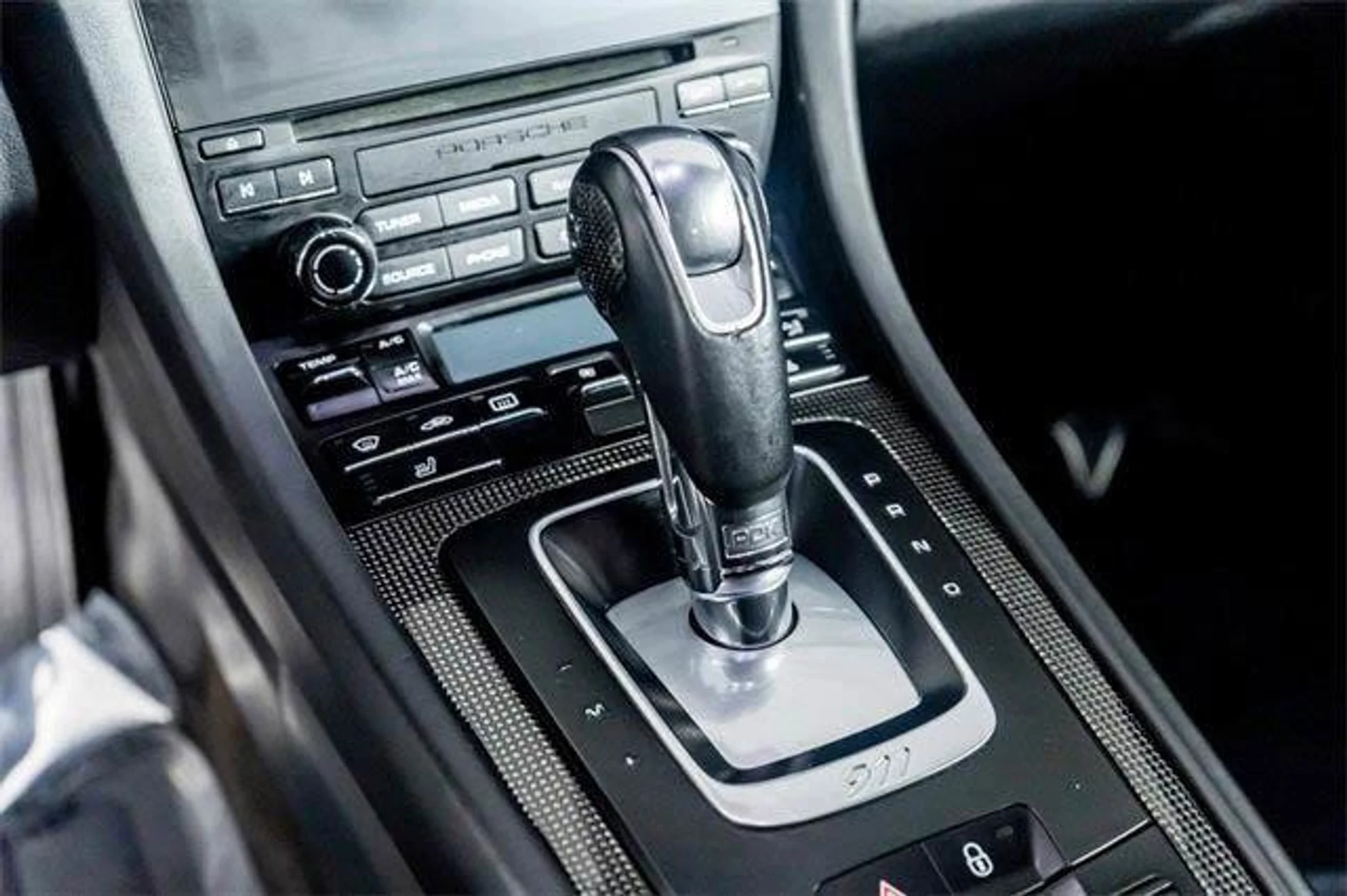 mph042_1975749046_g_P8_ZWJJ_He9_Hm_T6_Ki_Pj_Hh_S3at_CEE_8780941801