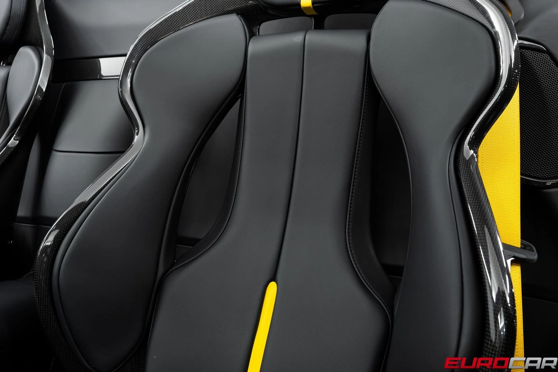 mph042_1976437739_image_43_a4e989ff25