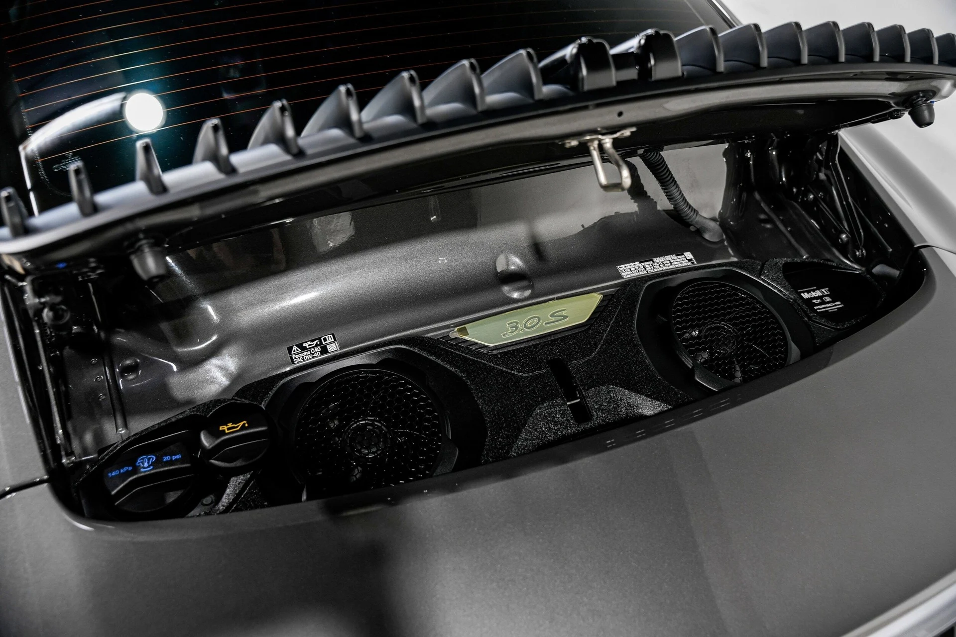 mph042_1977054917_503ec3e75551d7fe3a8ce20644026f50x_e3e3ccea5a