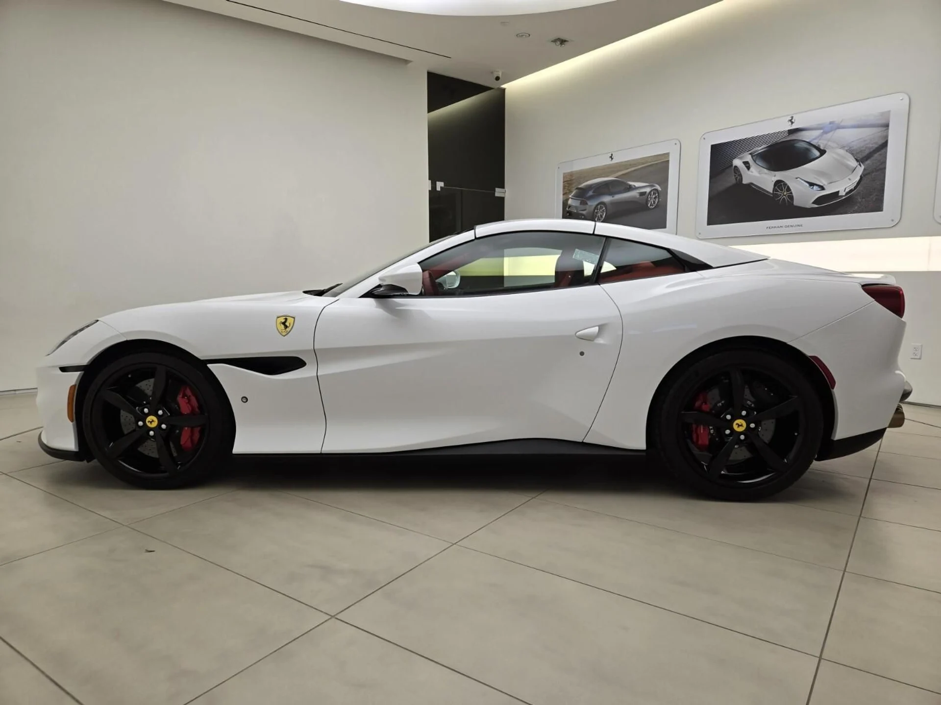 mph042_1986921480_Used_2023_Ferrari_Portofino_1755328650_59ff06d468