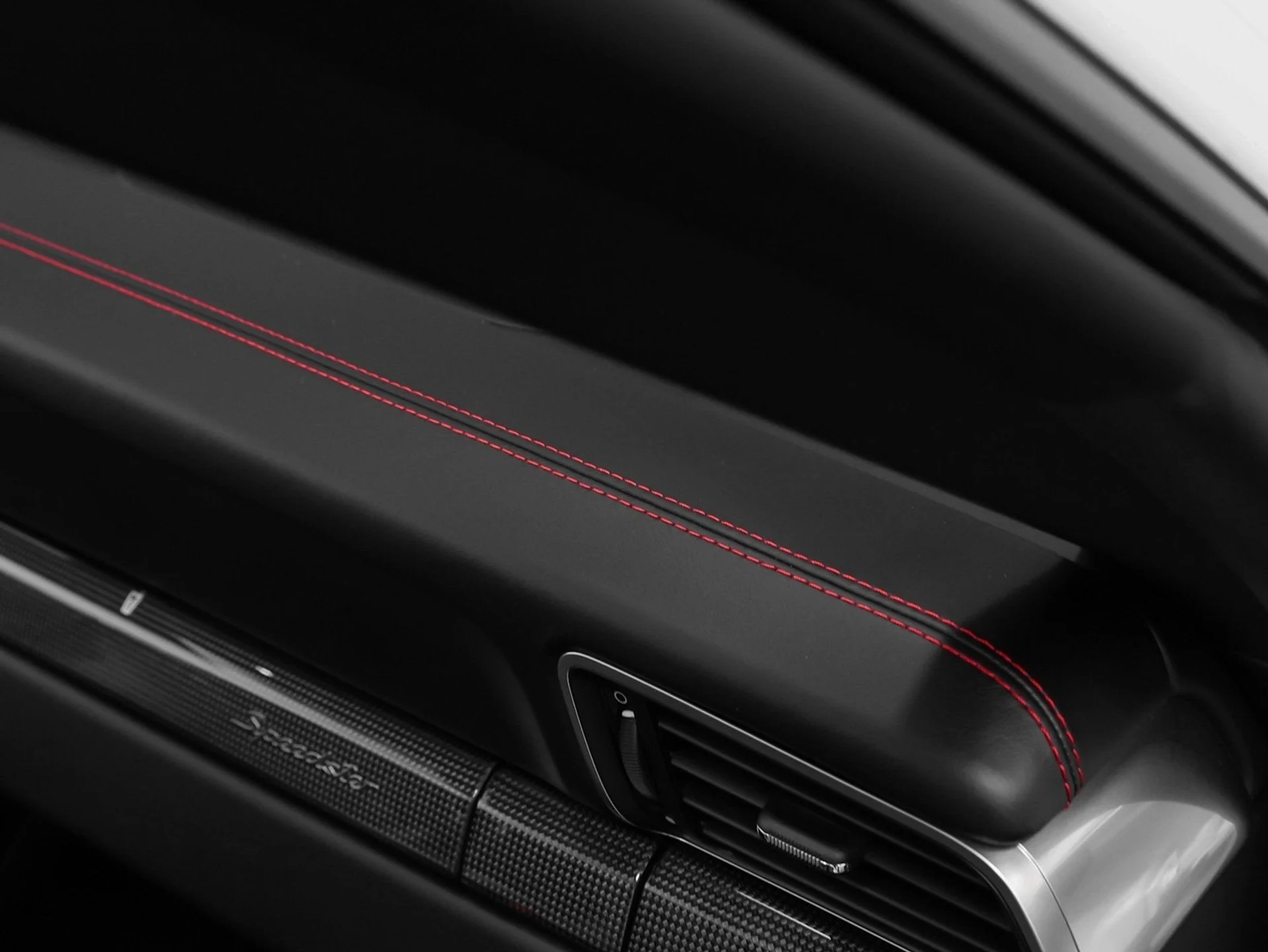 mph042_2006639960_43_6ed729205e