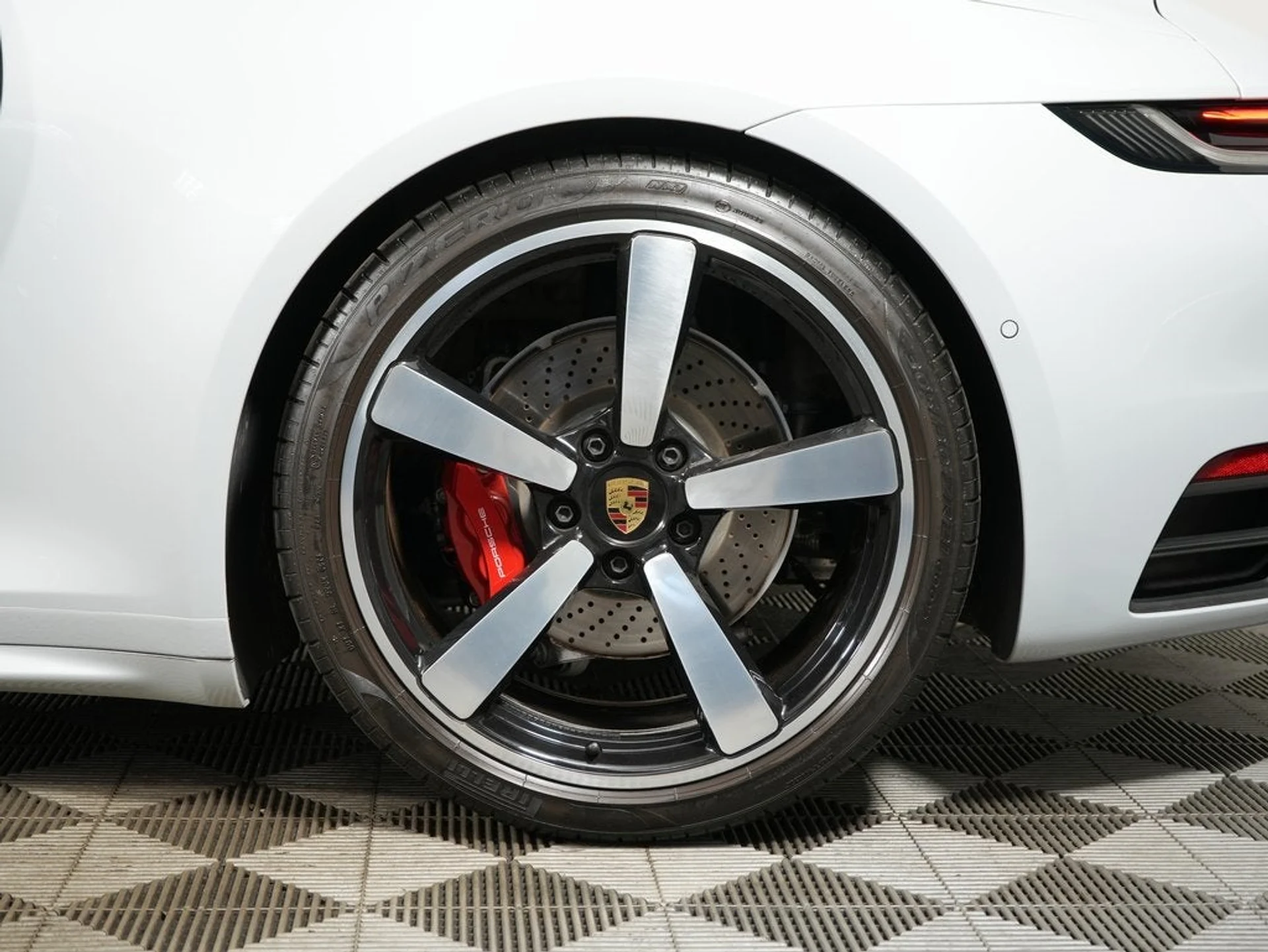 mph042_2021924613_43_11f4381a01