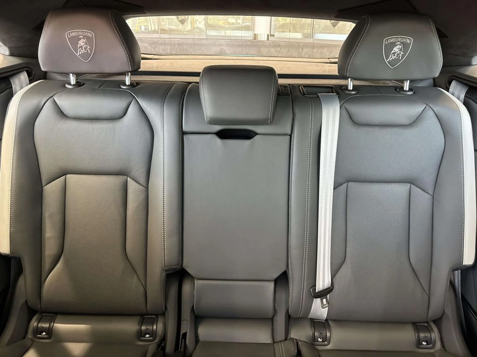 mph042_2038176423_a844c5629456e0bafe1e6e5d306e45f8x_8242ef2687