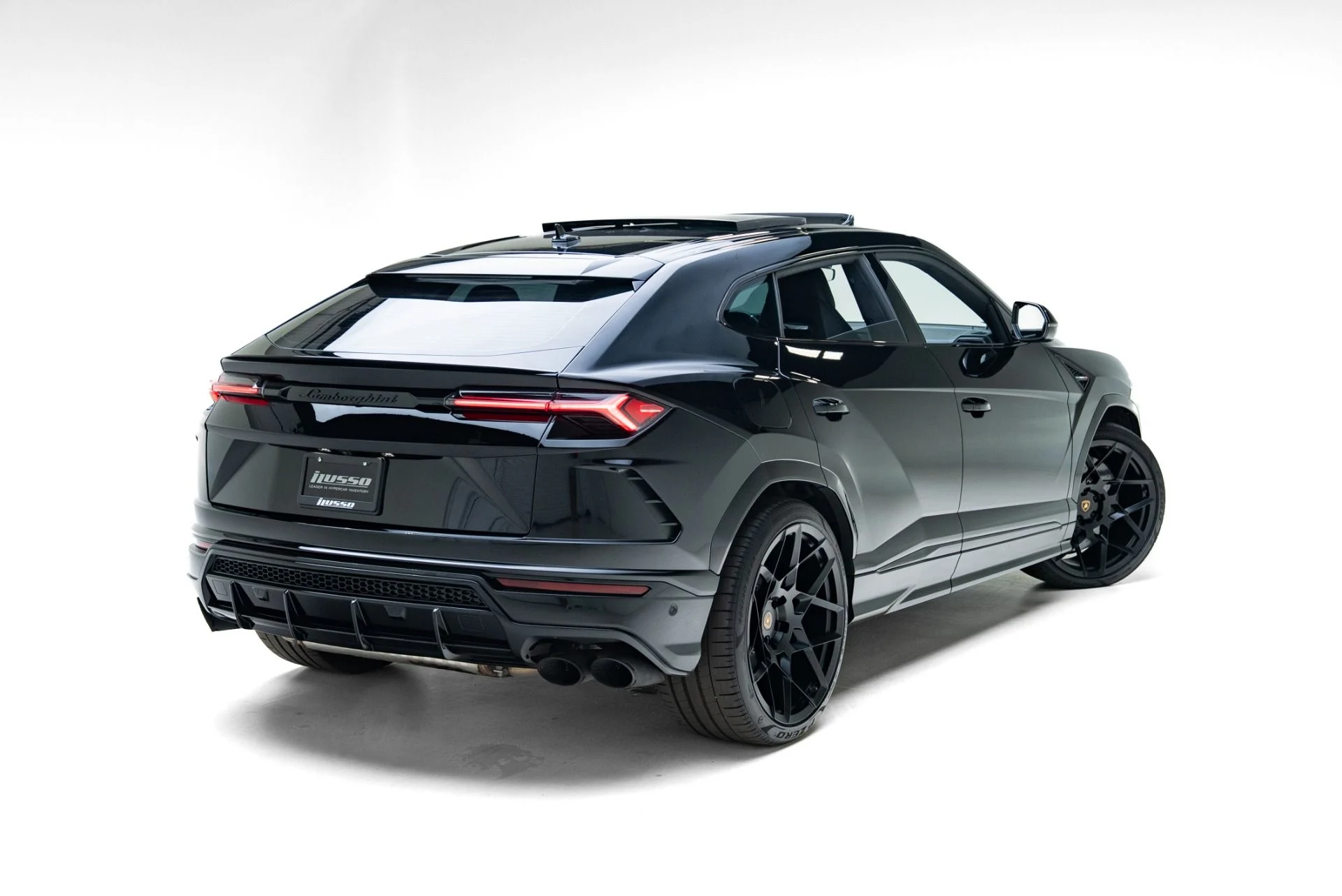 mph042_2046374362_Used_2019_Lamborghini_Urus_1778703296_f06aabc0de