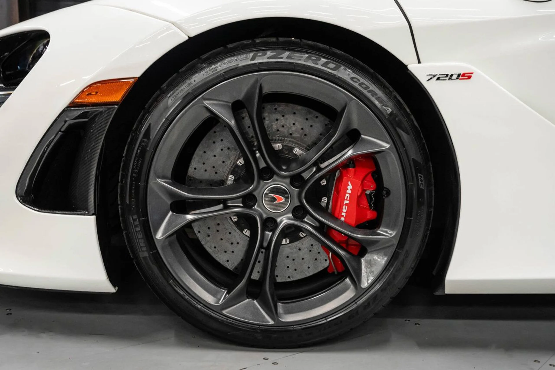 mph042_2050175344_mclaren_720s_2018_e423374c48