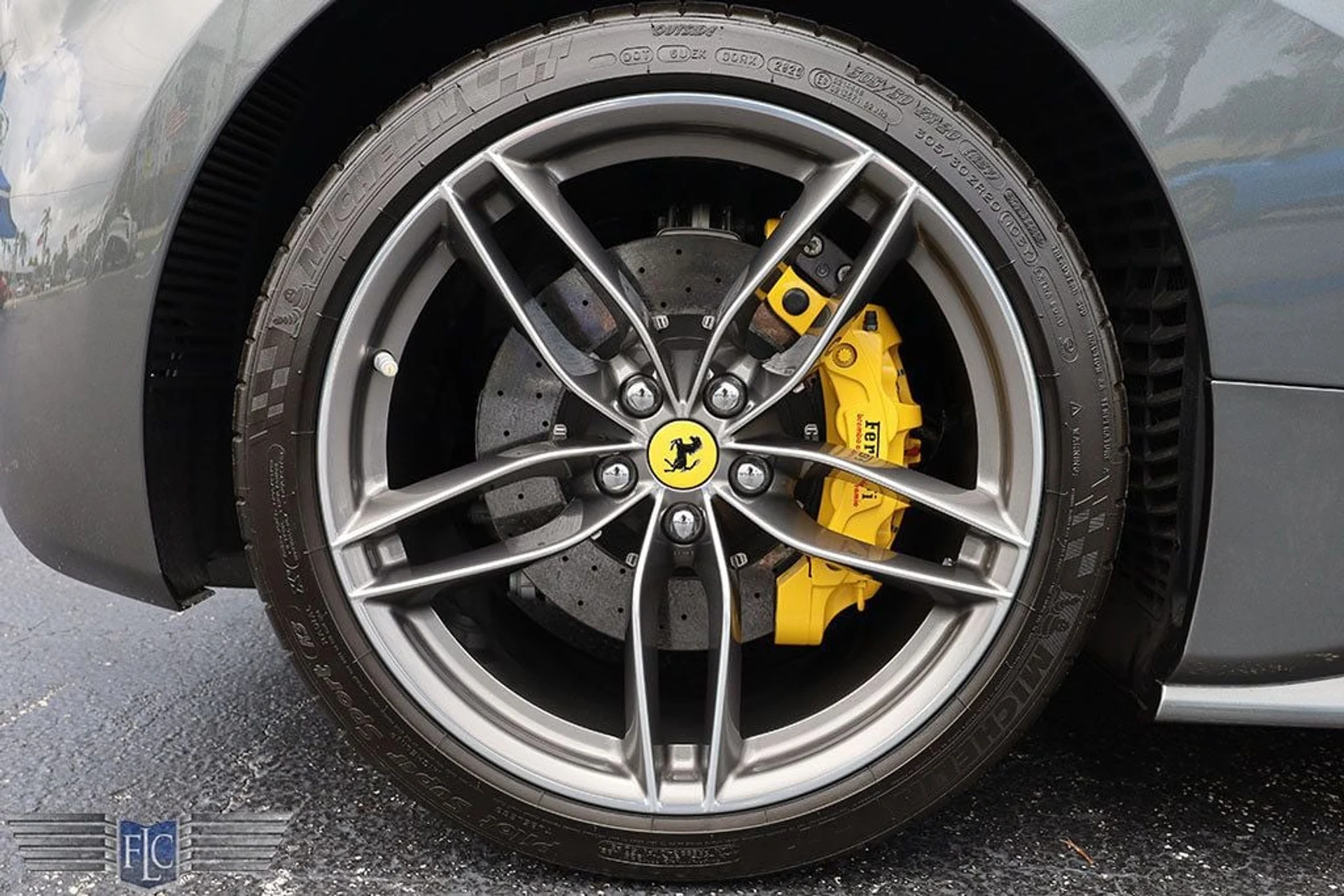 mph042_2051670635_used_2017_ferrari_488_spider_convertible_6305_22885646_43_1024_ef02113721
