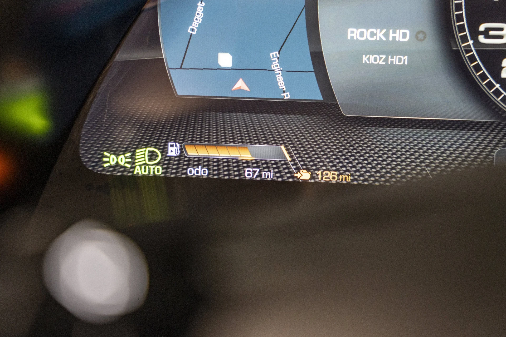 mph042_2071801975_85bbd1c7dc4c44f1a0a39302ae8adc03_8547e82818