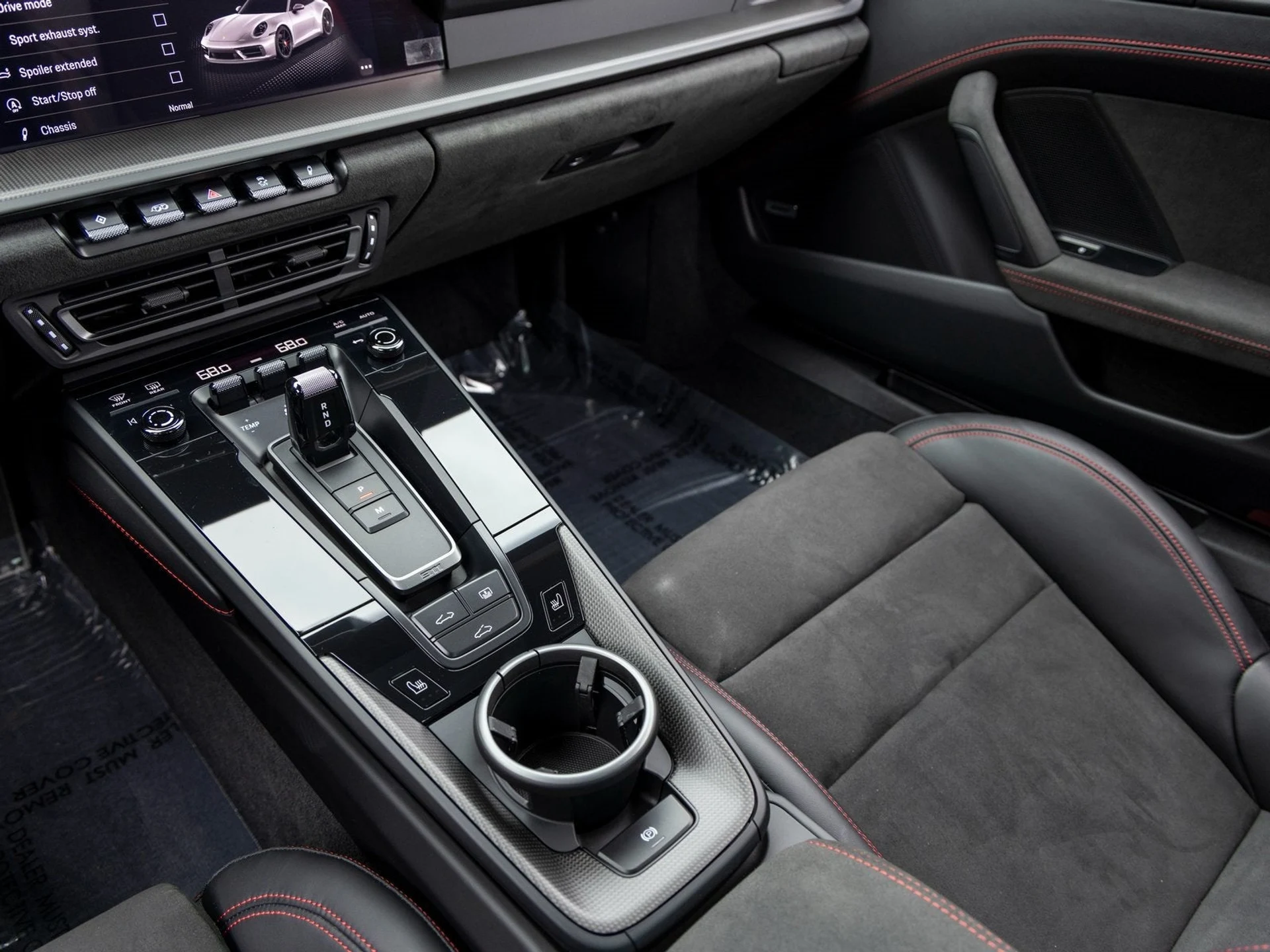 mph042_2105648065_43_651fa2b2ad