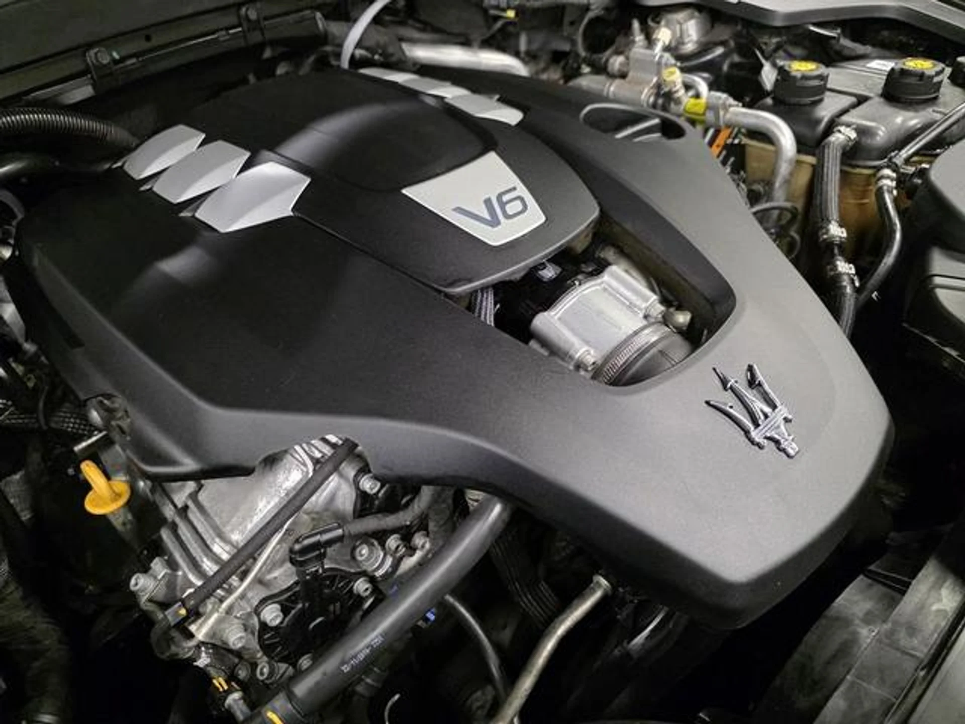 mph042_2109348257_R_Hs2s_Rh_Y_Tvezd2_e_VSS_Nm_D4_Yt_G4_f3429c9805