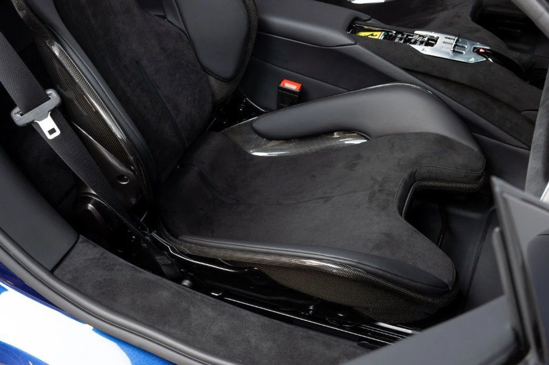 mph042_2114982450_98306bcb529a43aaaa70a5a2c6dabe71_d6430cad74