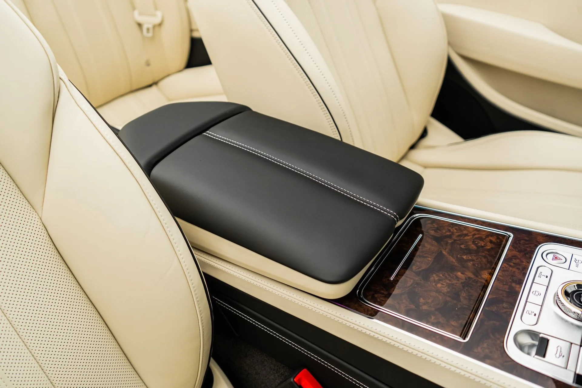 mph042_2126634058_fdb554f3_f8b8_4d3d_8c3c_cdb3d1df6713_ca4d694181