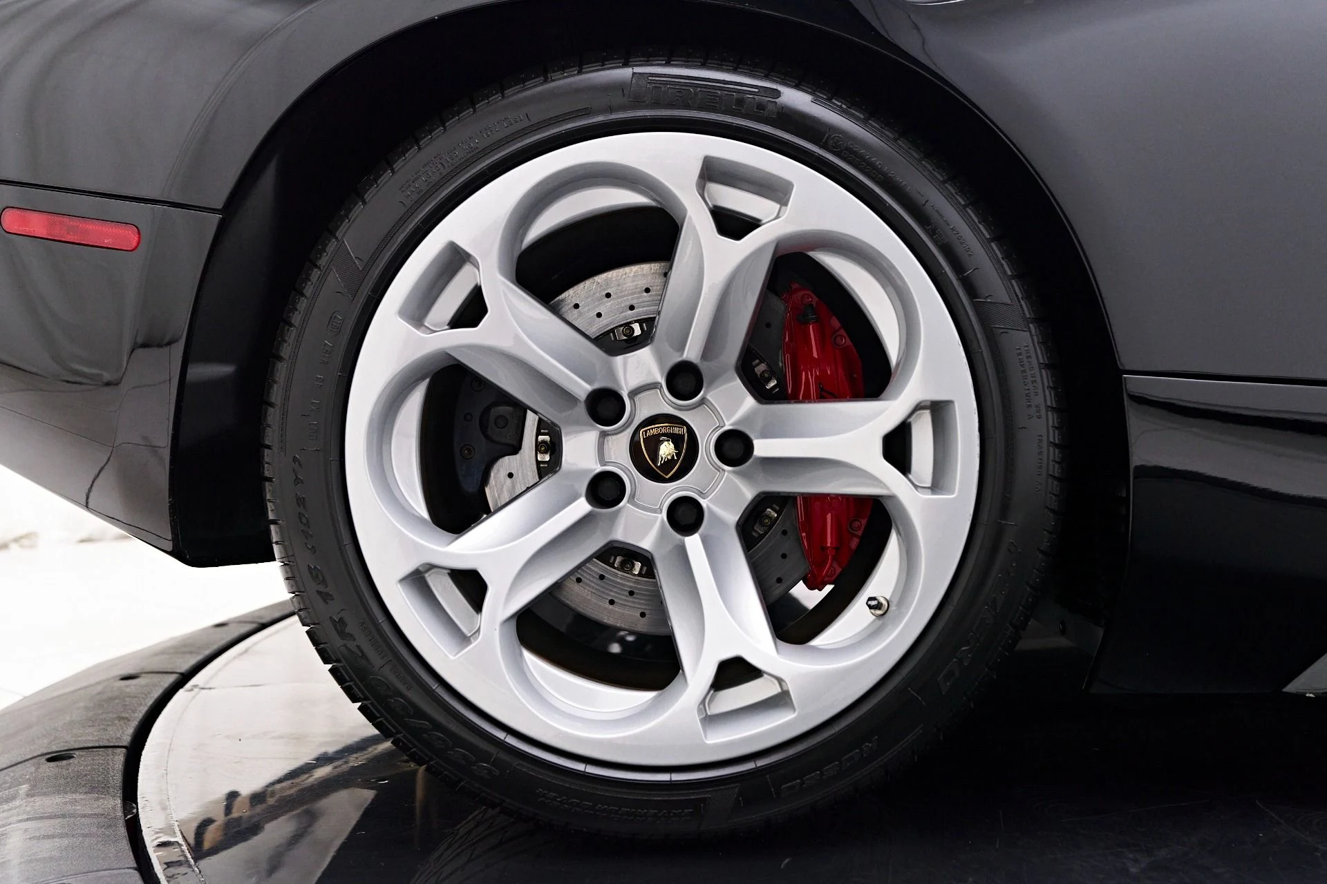mph042_214179499_Used_2006_Lamborghini_Murcielago_Base_1753322496_64c08eb735