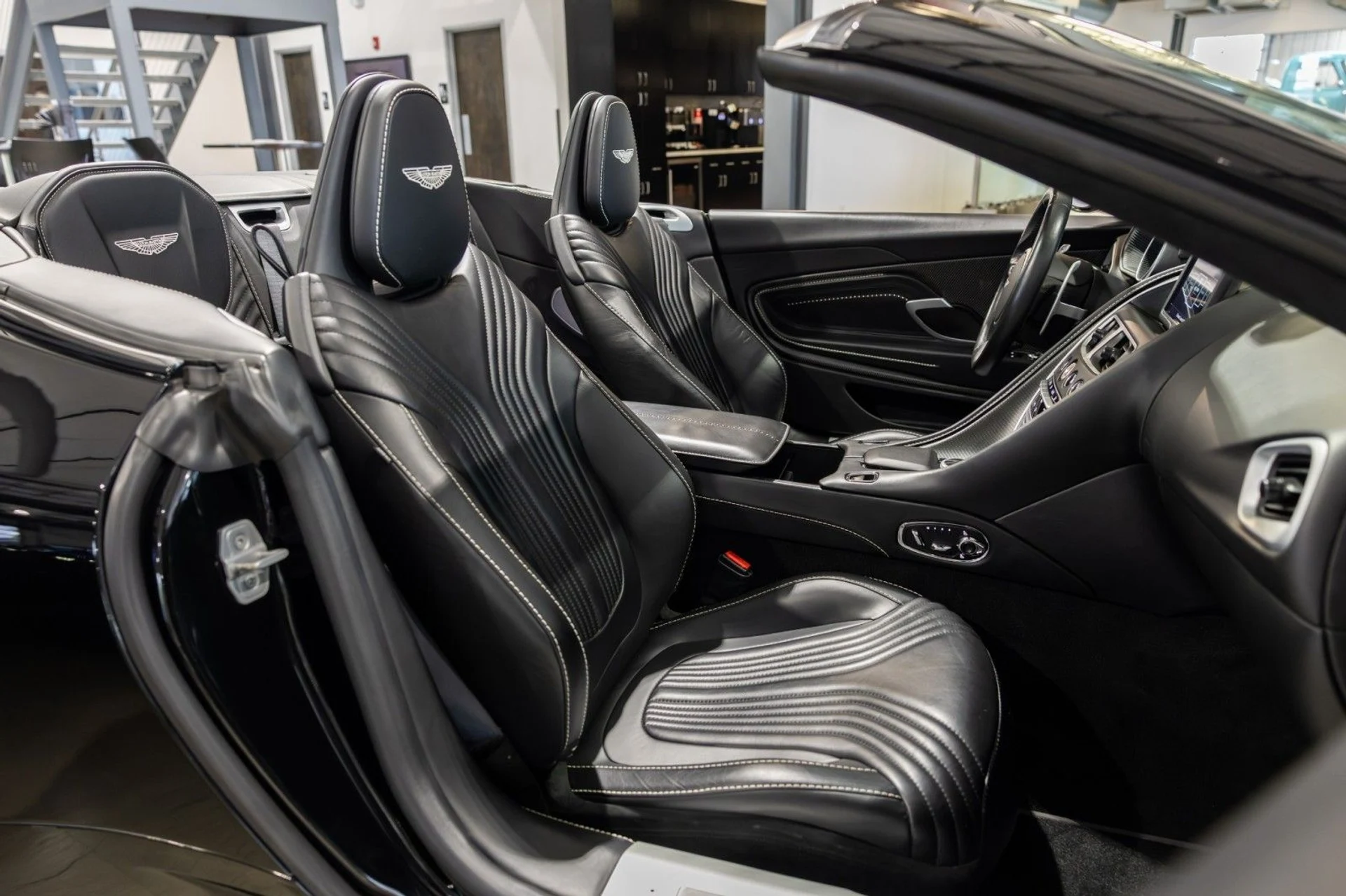 mph042_2149341098_KQ_e23067a5c7