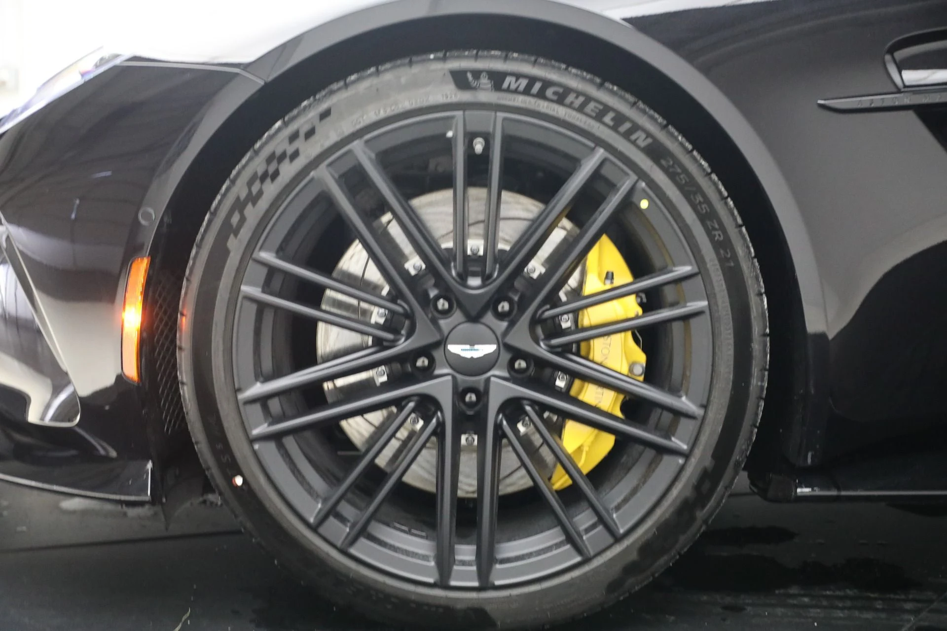 mph042_2154236386_New_2026_Aston_Martin_Vantage_Roadster_1770848257_763bb73874