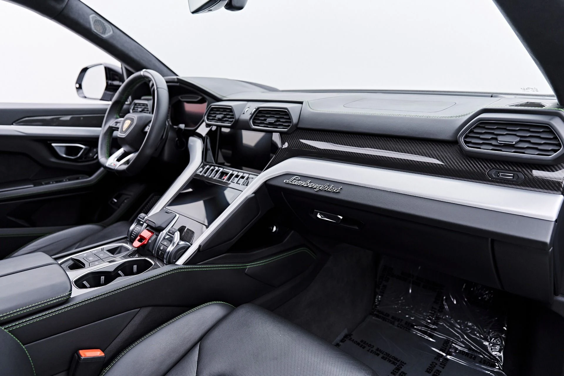 mph042_2169964461_Used_2021_Lamborghini_Urus_1788457934_10f8a521b7