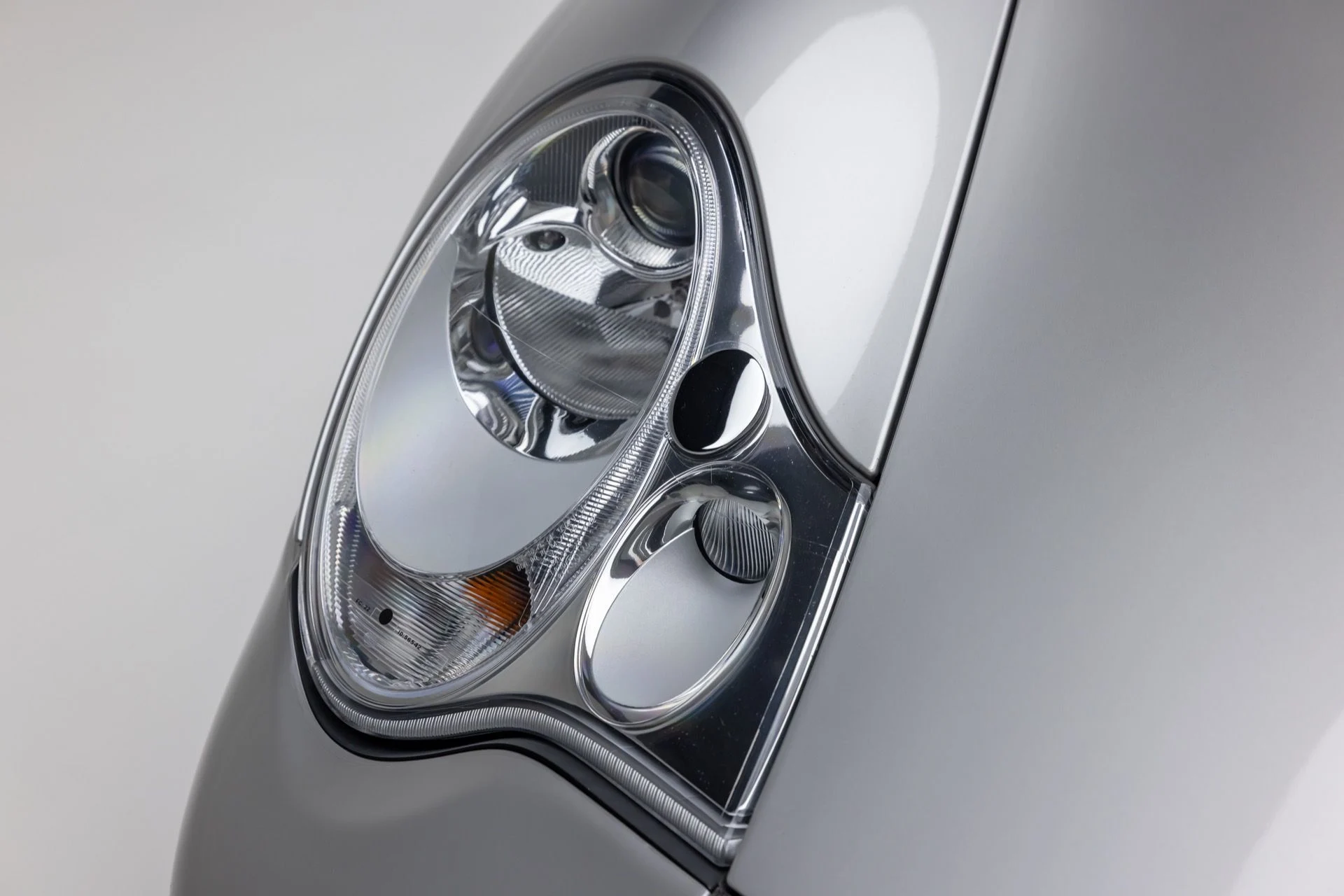 mph042_2170736856_13475_p43_l_e92b23594a