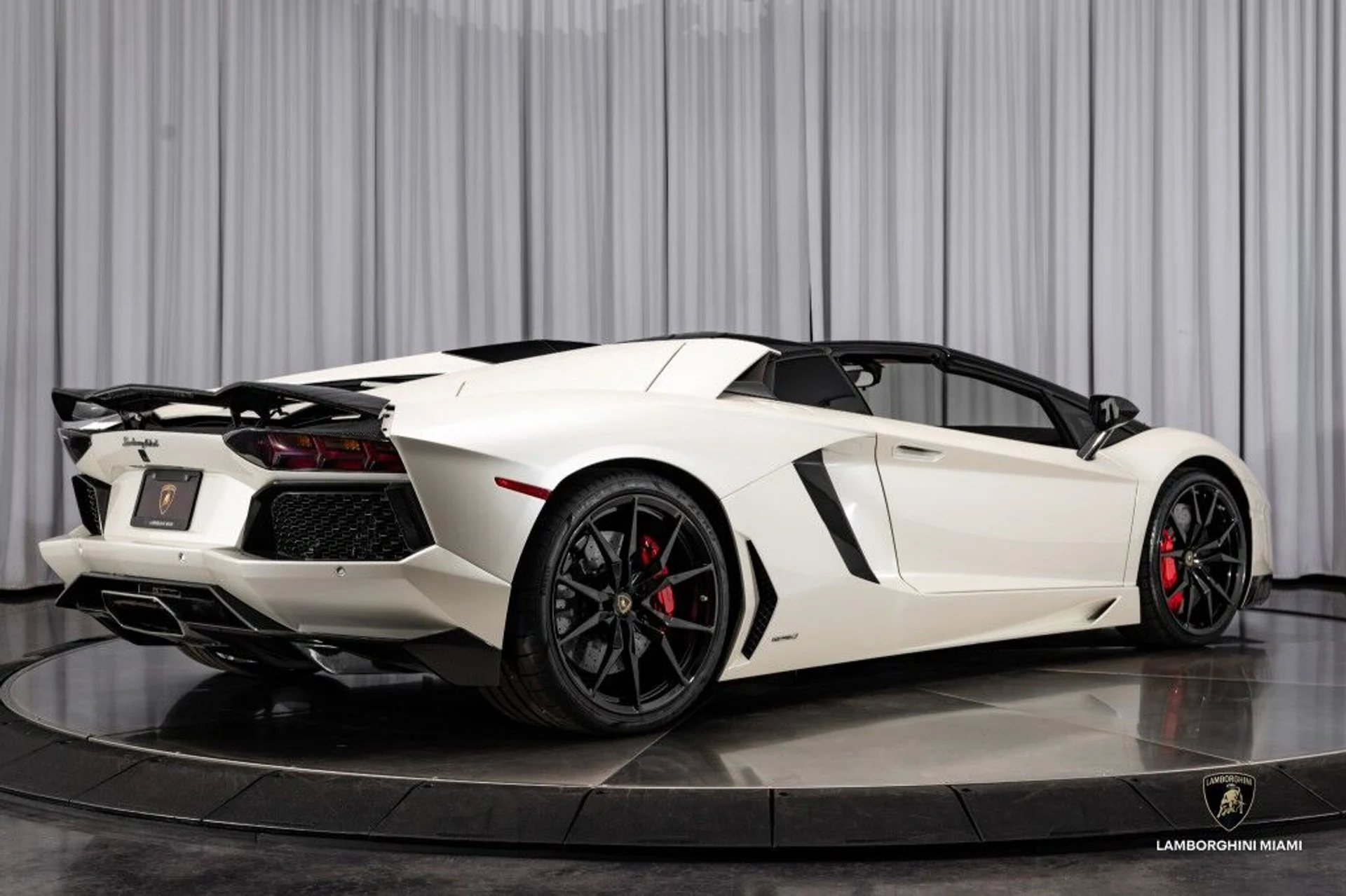 mph042_2175892590_0735c47ca6ef3a19c37c129d26a34c84_f4653843c9