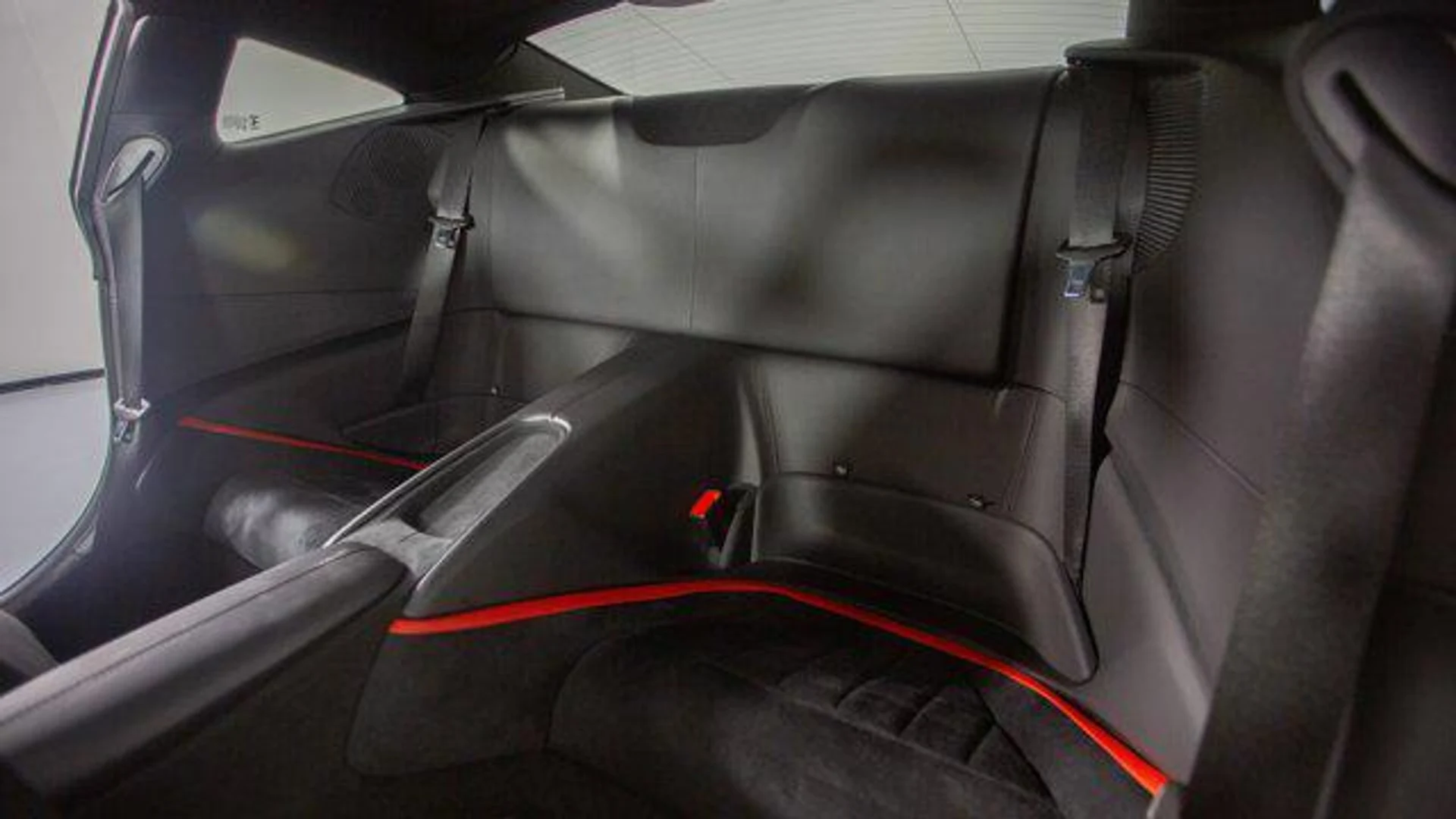 mph042_2179225157_ev_o_Nyd_Aq_N_Upla_D9y_Ae_TF_Onxqq_U_bab1006839