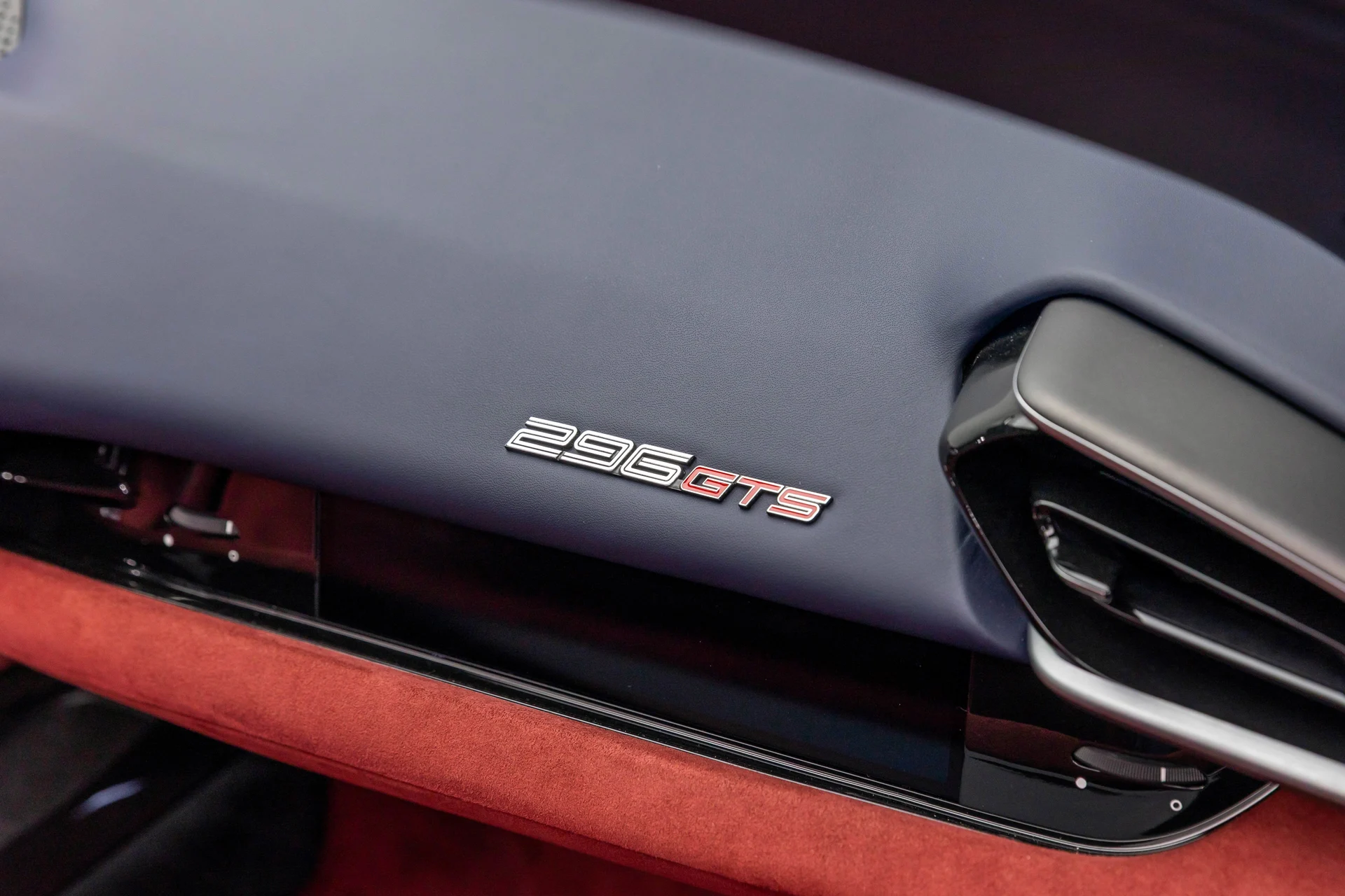 mph042_2202112944_321c34d9513f4aaca2104d4063cb5eb3_39510f29d5