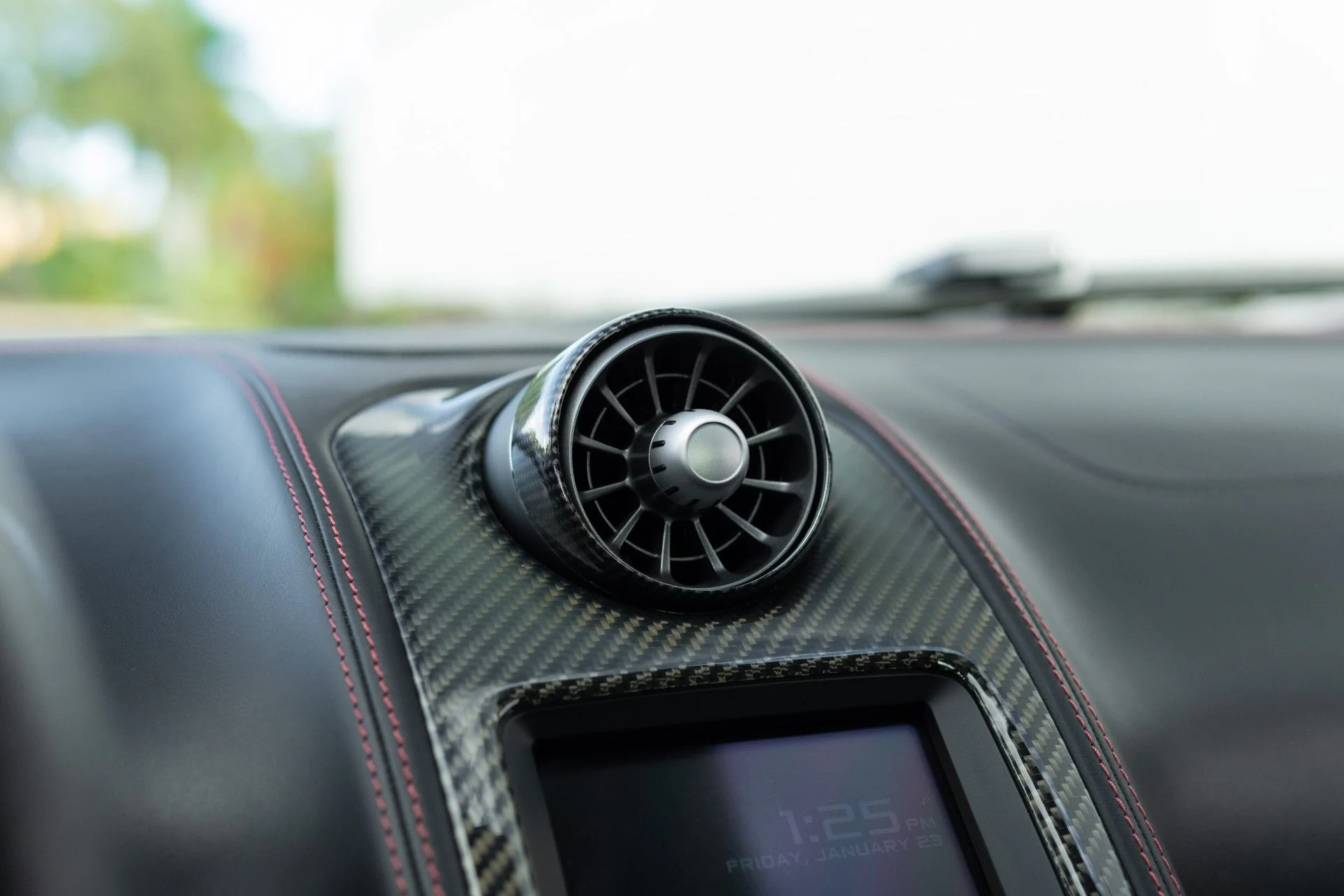 mph042_220385549_Used_2013_Mc_Laren_MP_4_12_C_Spider_1769458558_614cb96101