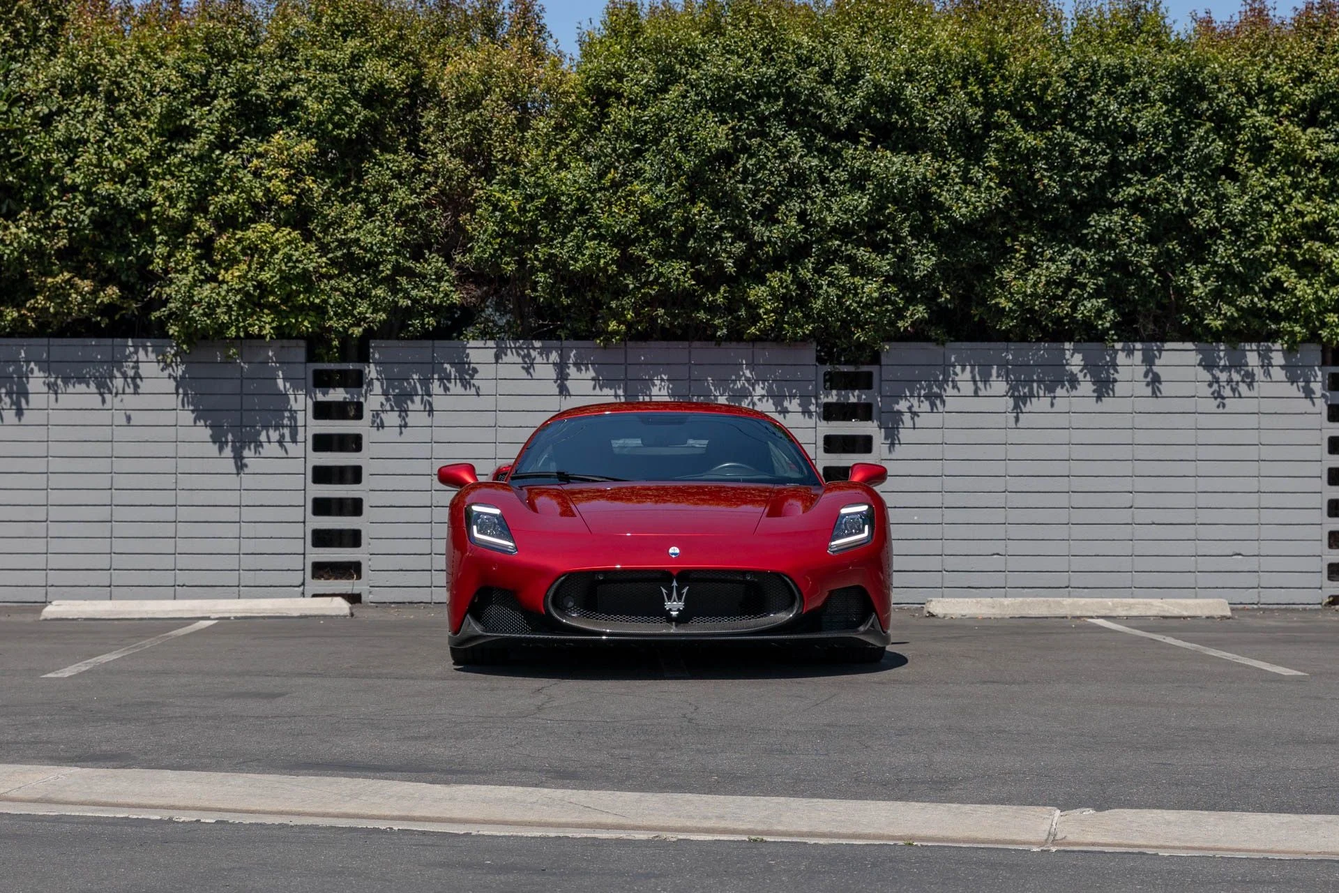 mph042_2213119900_Used_2022_Maserati_MC_20_1747769266_c41d149c2d