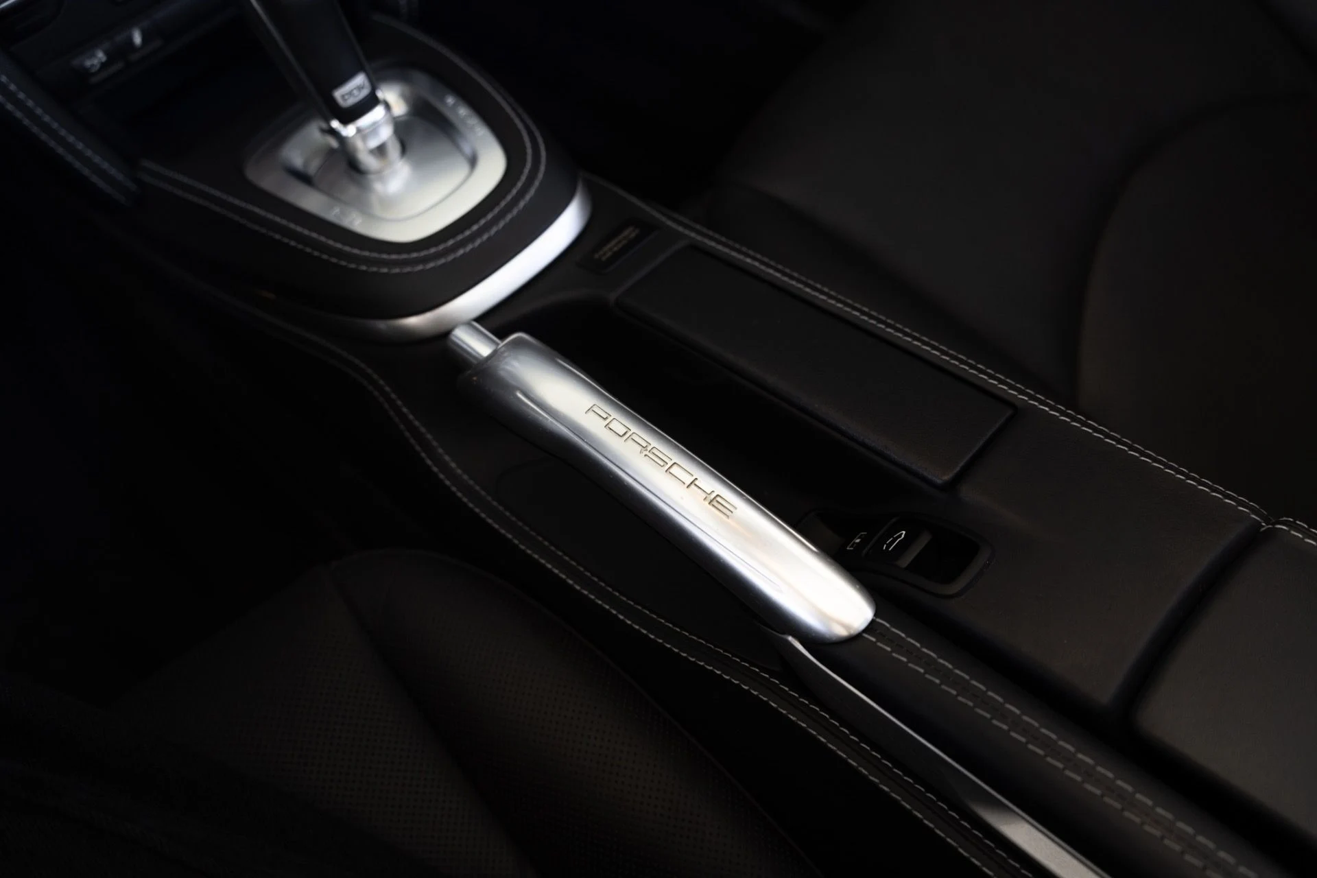 mph042_2223297571_Used_2010_Porsche_911_Targa_4_S_1775765317_8ca365c330