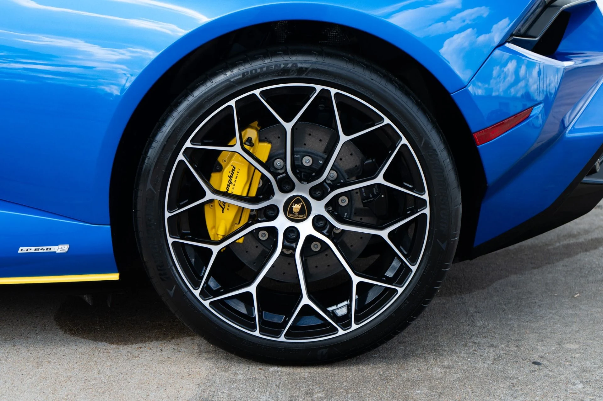 mph042_2224934166_Used_2023_Lamborghini_Huracan_Tecnica_1790706861_cf3734a8f8