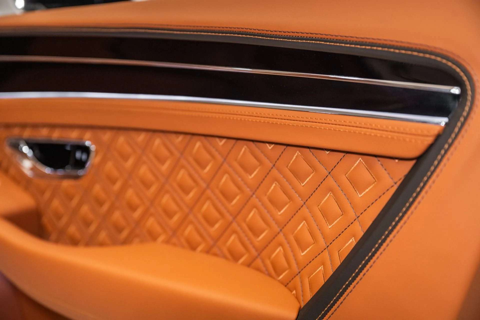 mph042_2255294576_Used_2023_Bentley_Continental_GTC_Speed_1735051231_63492fd357