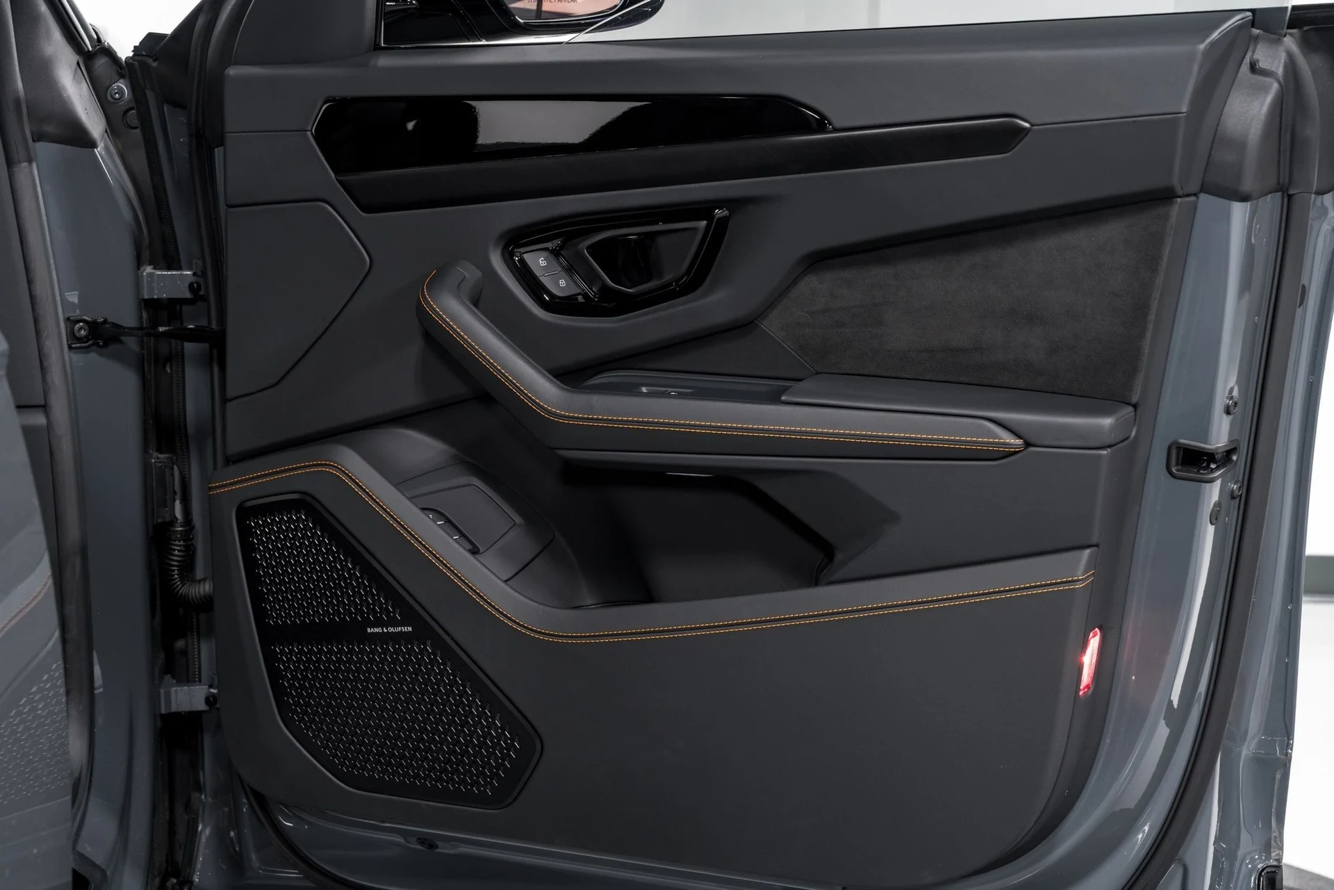 mph042_2261300953_1bcba4d2c27d9efac7e3323f1b630845x_b8fe8e7f80