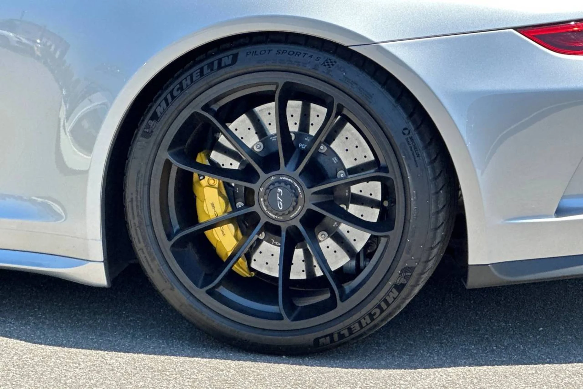 mph042_2261527642_1280_b1c63045a0