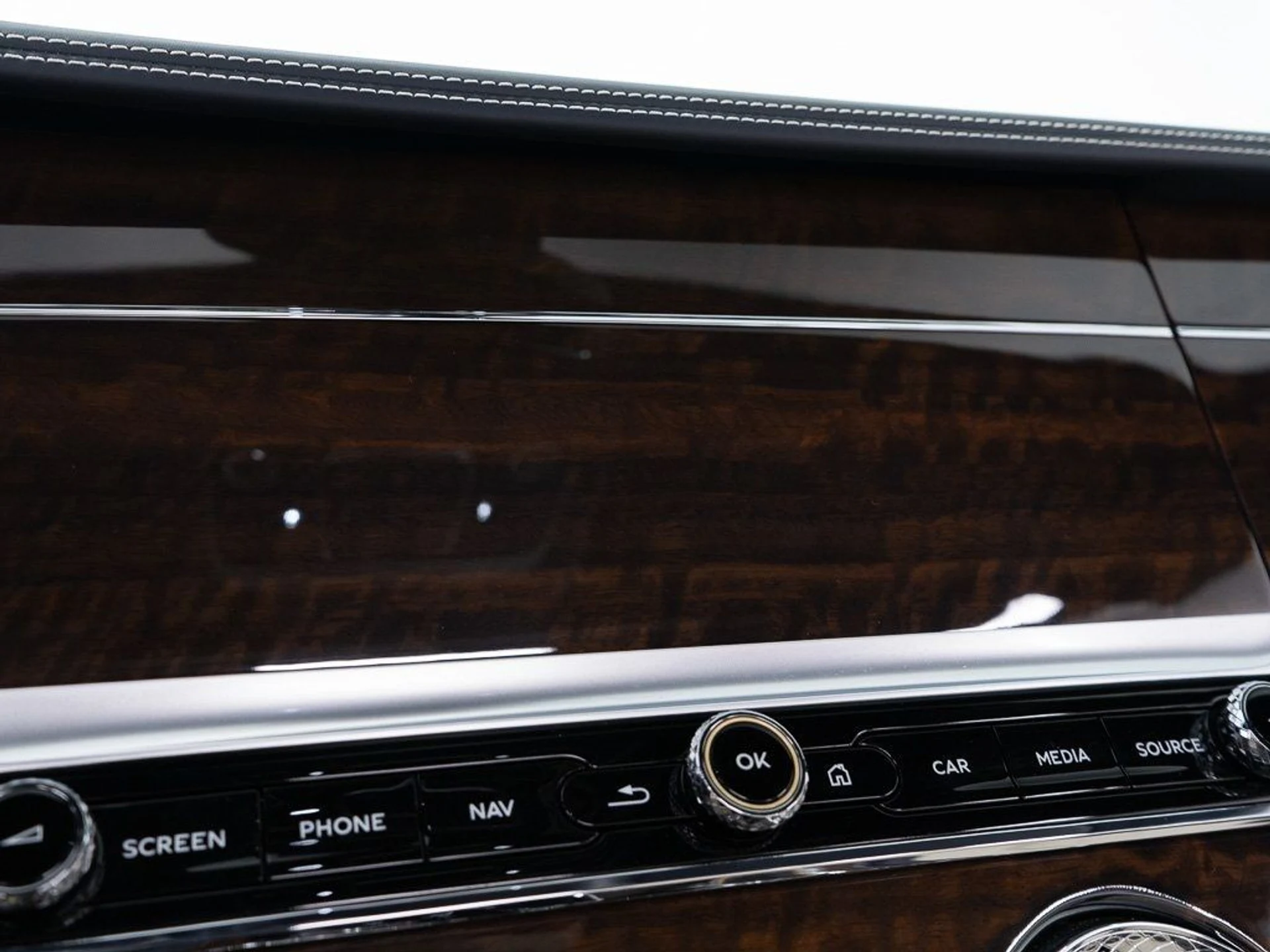 mph042_227039850_d4ea2c6a02a8cbc609a0017f51039f1c_03bd5ba856