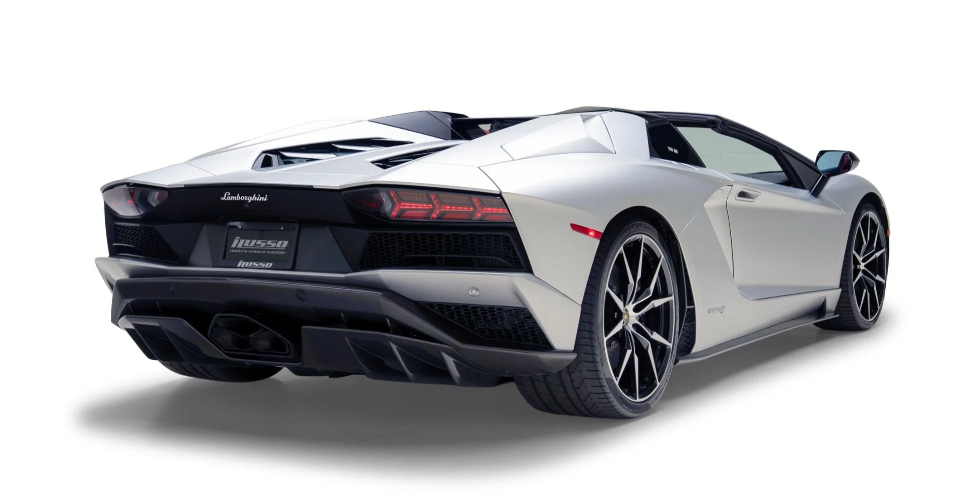 mph042_2276617578_Used_2018_Lamborghini_Aventador_Roadster_LP_740_4_S_1779296904_ac94c8b931