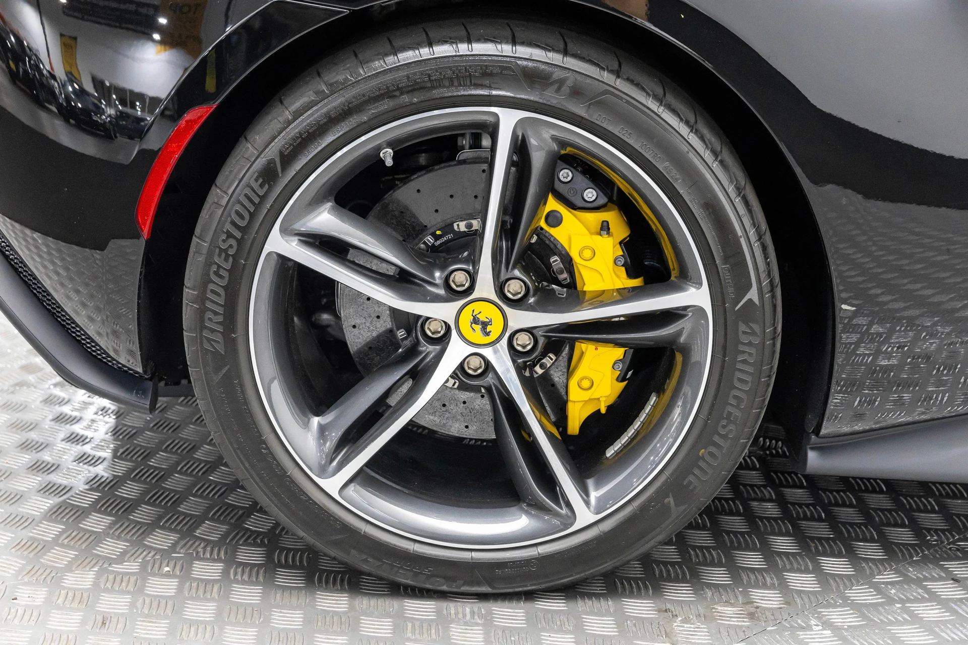 mph042_227889021_a43f2362090e4ebc899c6a8abd03b5b1_74af5a9d94