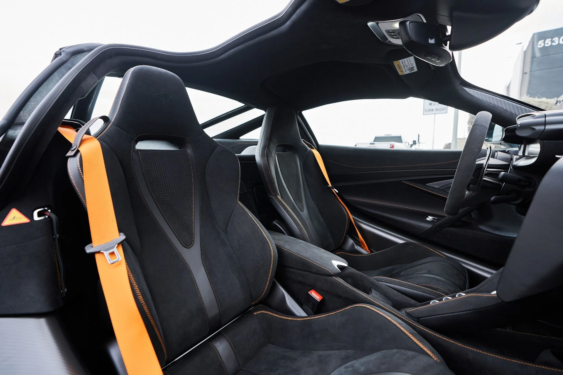 mph042_2293429374_Used_2024_Mc_Laren_750_S_1762992861_64cfa6c9dc