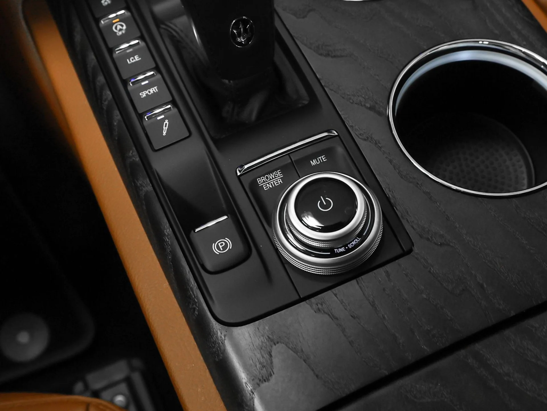 mph042_2295336516_43_b2693f23a0