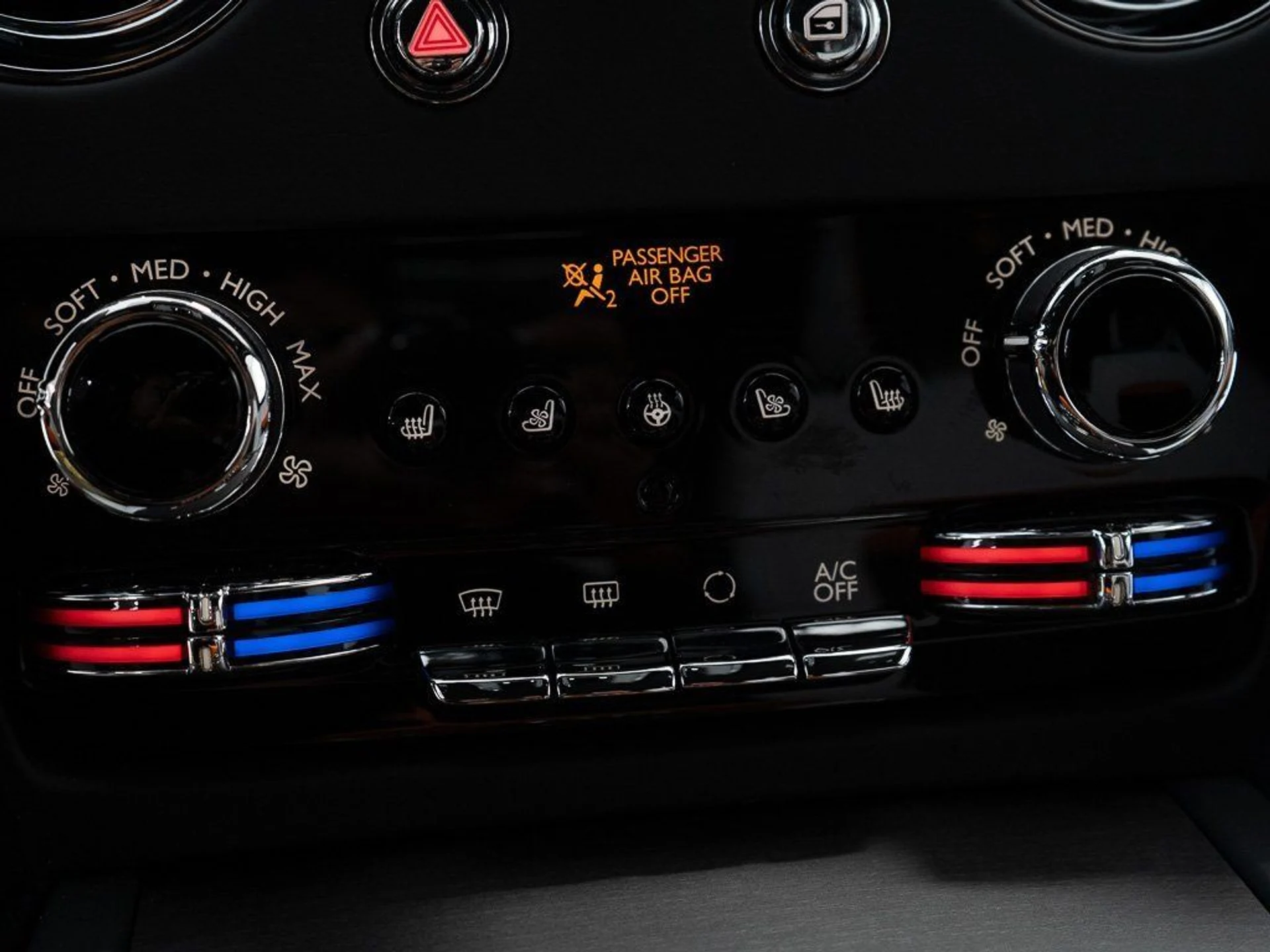 mph042_2307775021_6acbf650431fd70287492f90bc57046f_7b710d7b1f