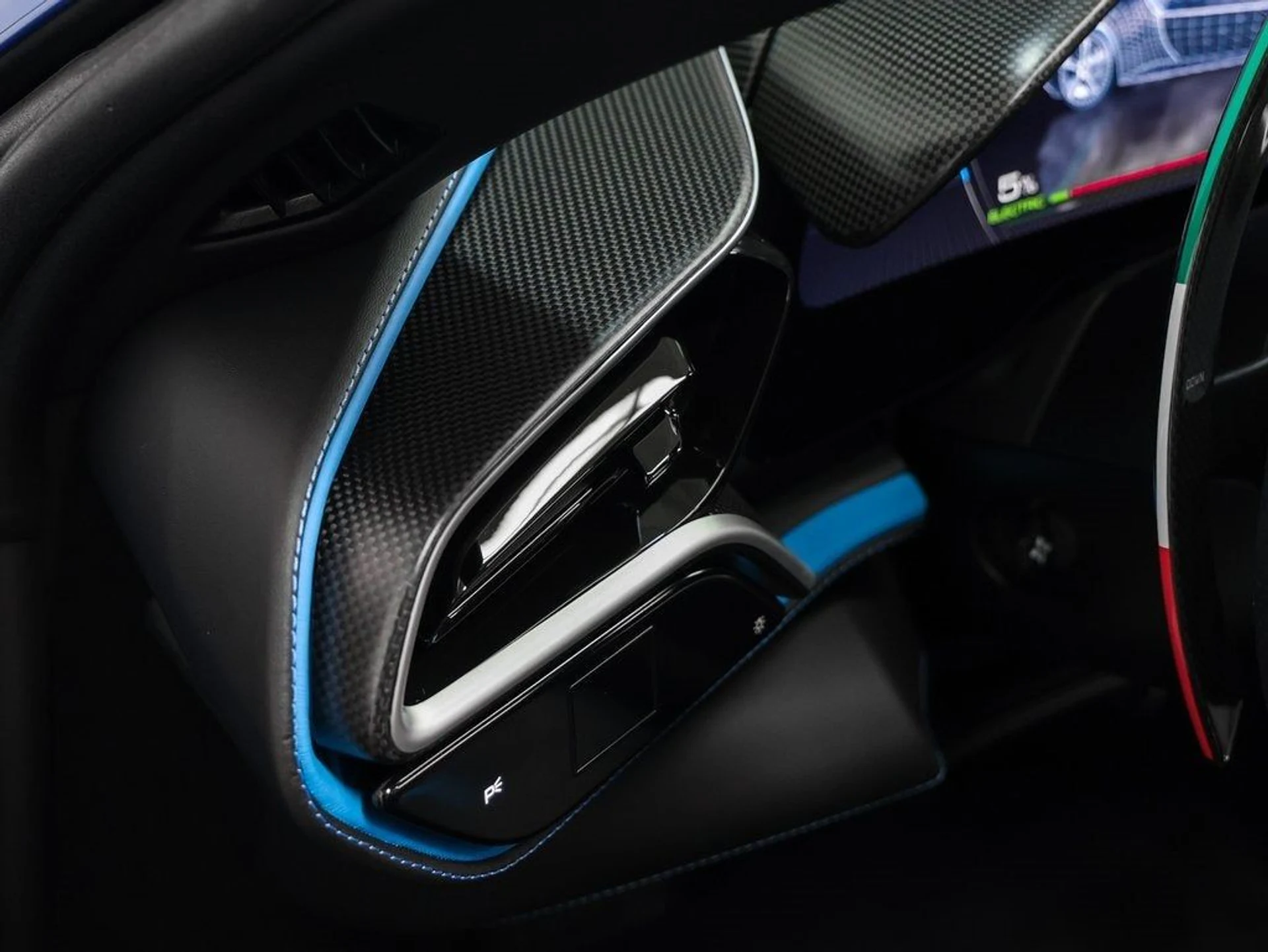 mph042_2313800856_43_67b68b573d