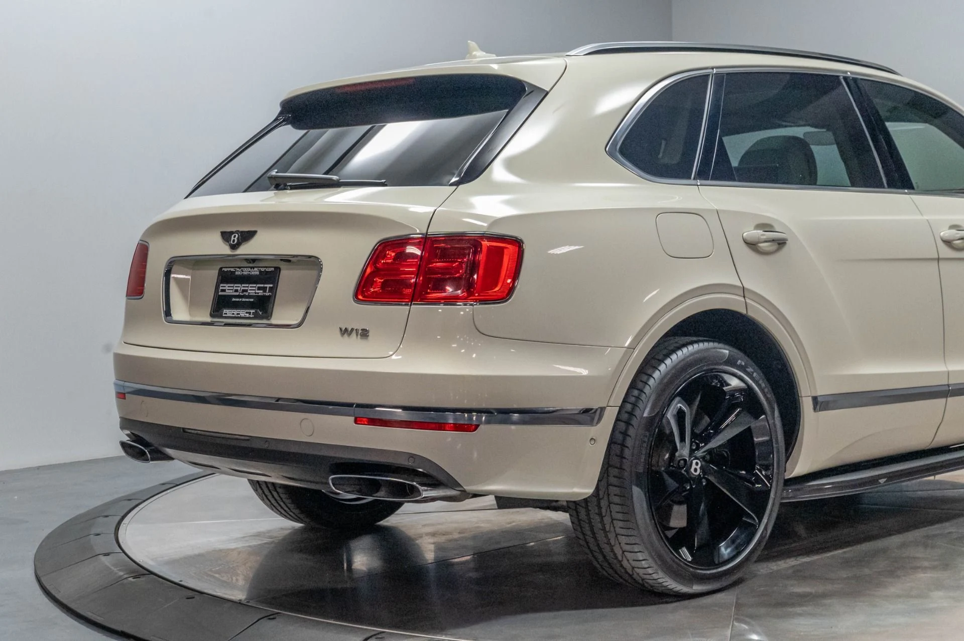 mph042_2319227565_Used_2017_Bentley_Bentayga_W12_1787159716_c286d55435