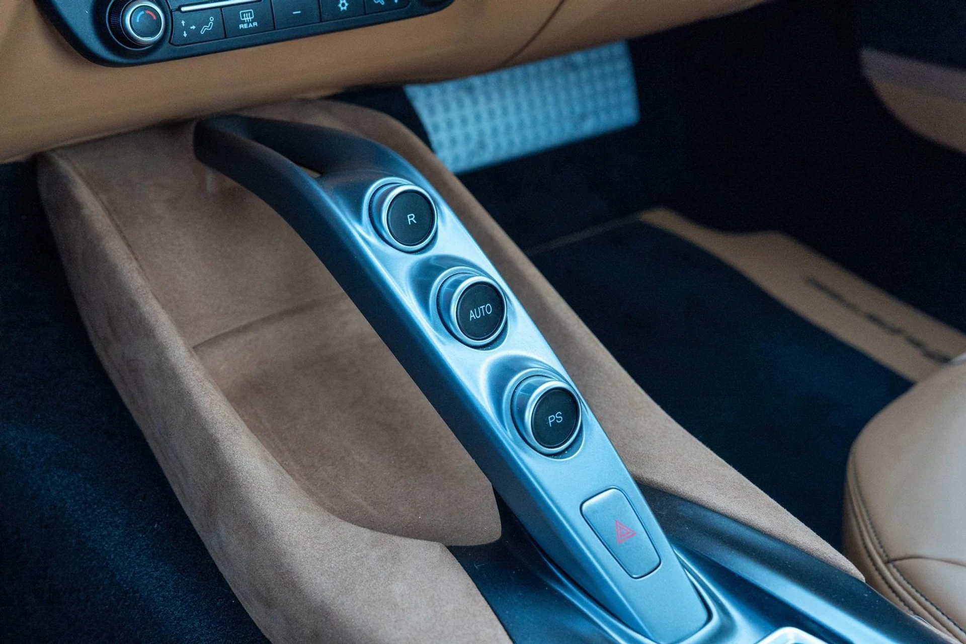 mph042_2357386149_4689f819c9464b6da33cbc9011b23dd2_ead063a956