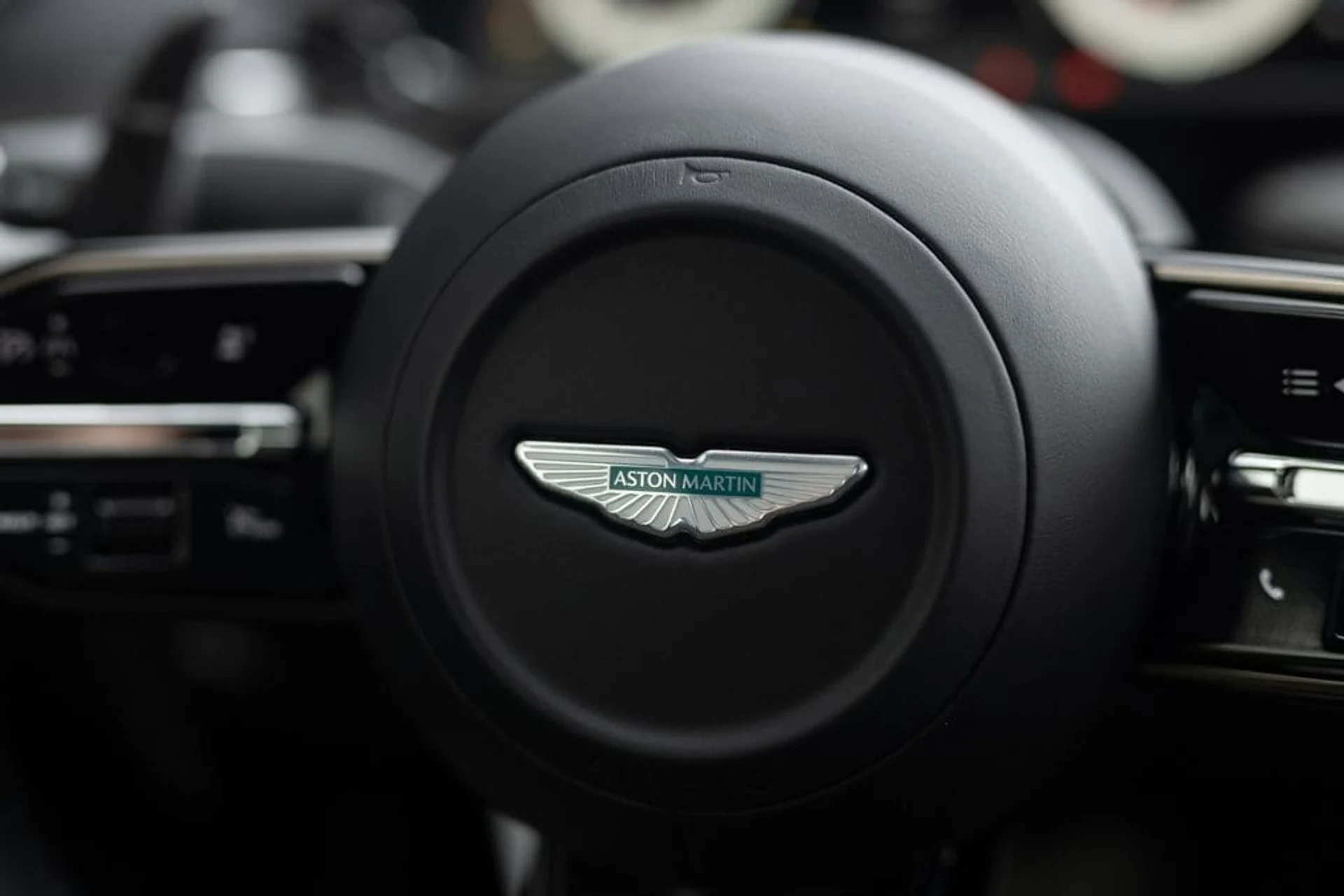 mph042_2358383236_c963e3c48d7a3e78db9d023230821b2ax_3b8b6b8ed1