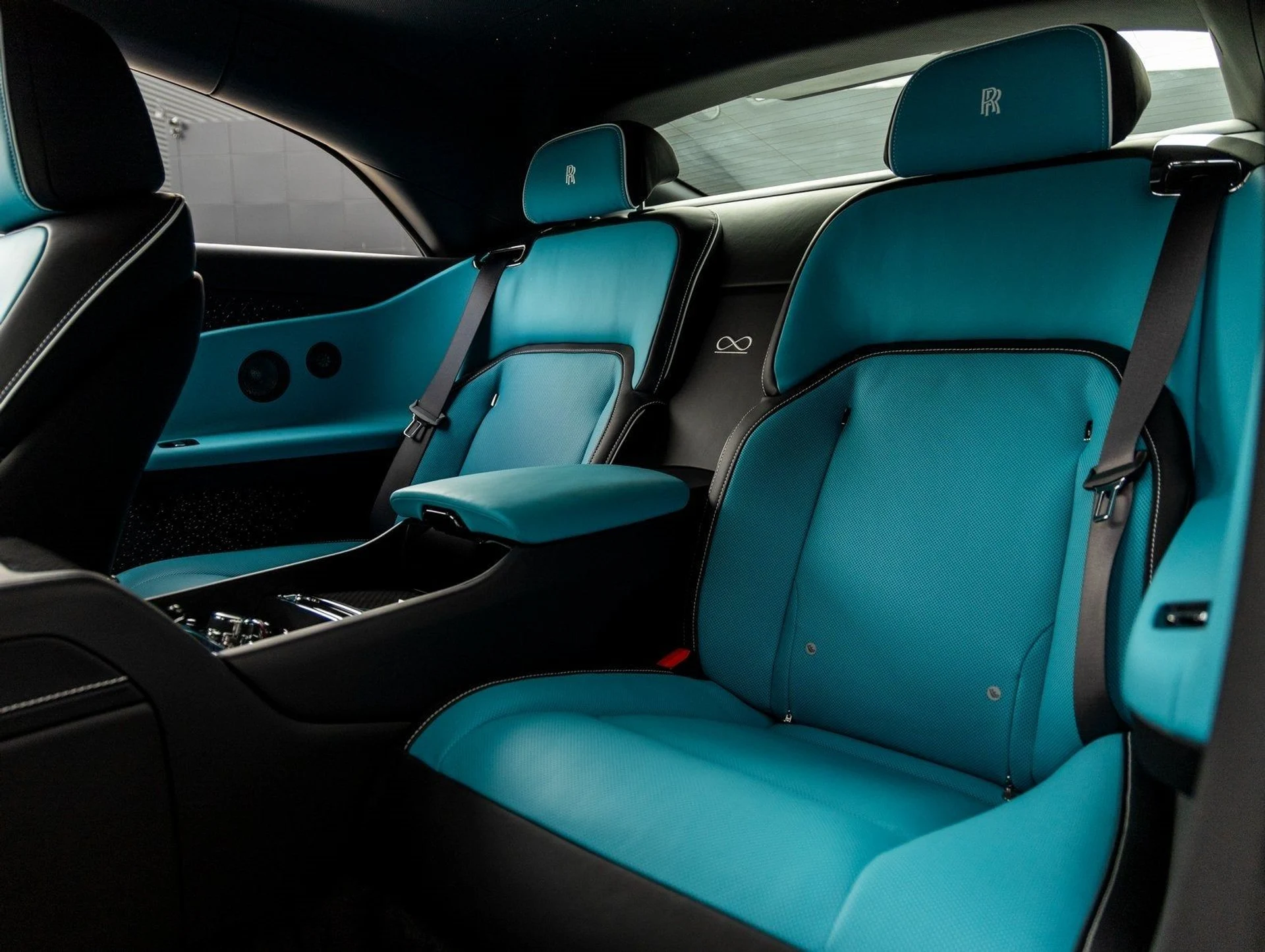 mph042_2369650133_43_461d251b59