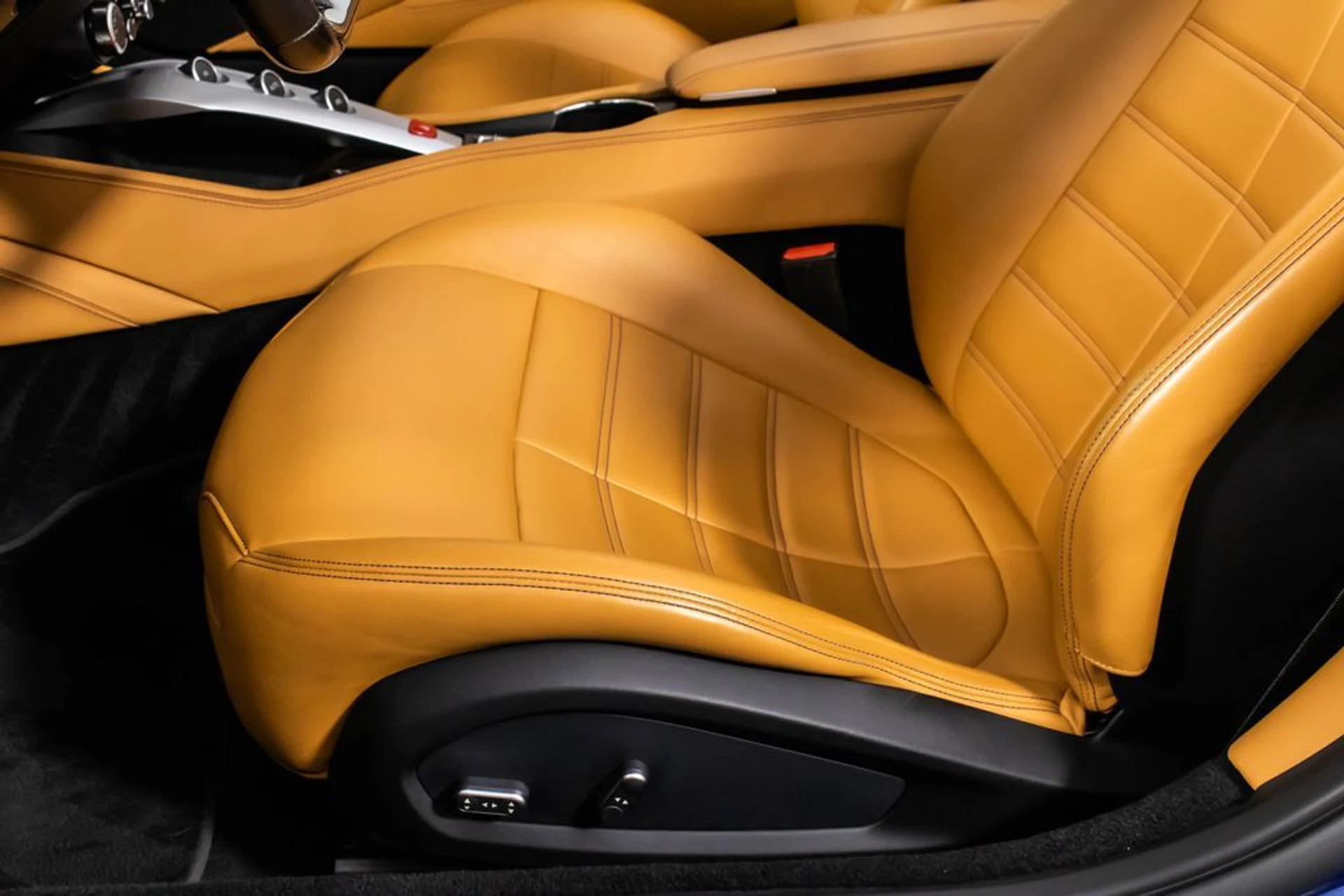 mph042_2372569604_0add13c8261c8e352fc3f5c0b14d0248x_0269c911ba