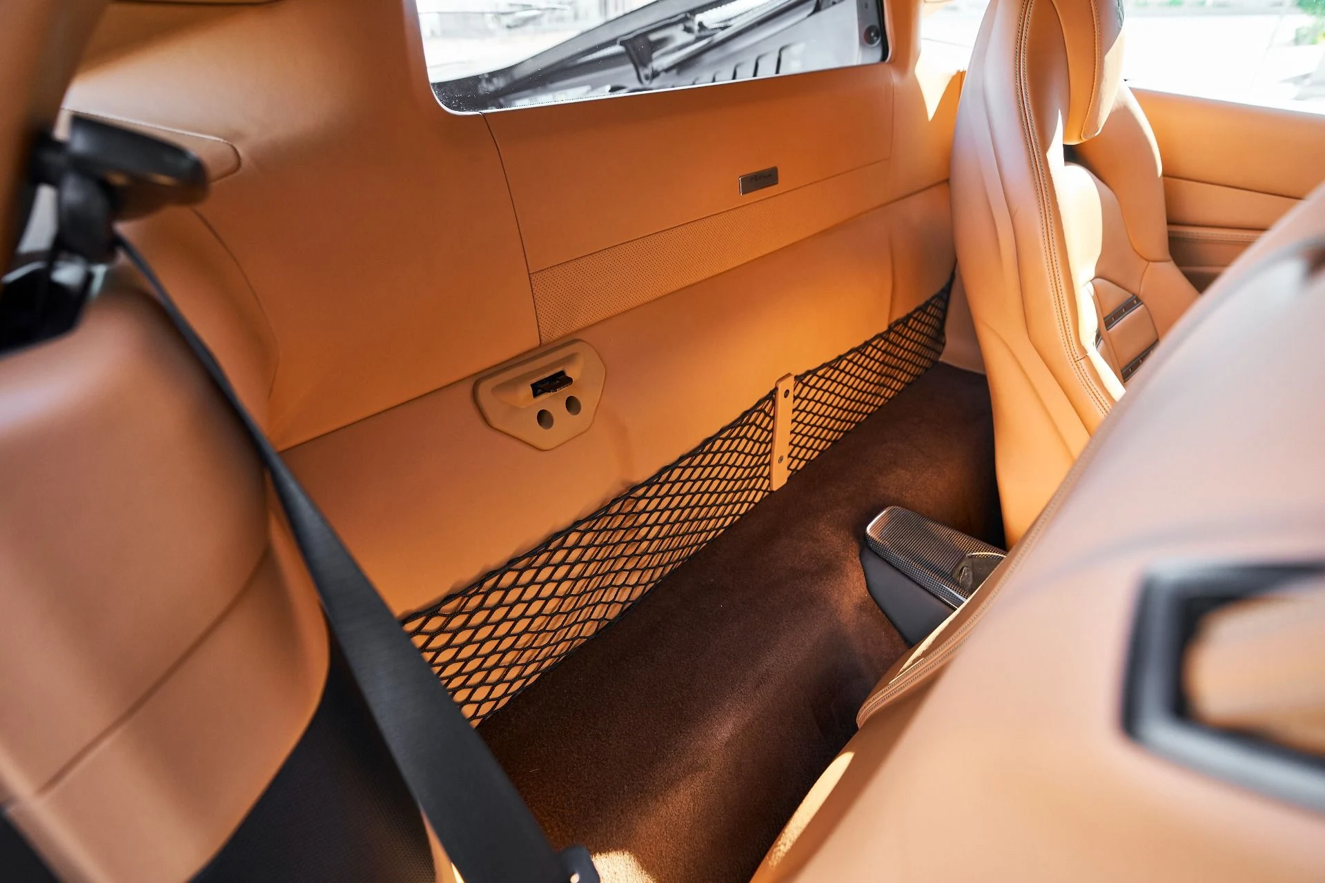 mph042_2377543543_Used_2022_Ferrari_F8_Tributo_Base_1765662181_bdf84d52b2