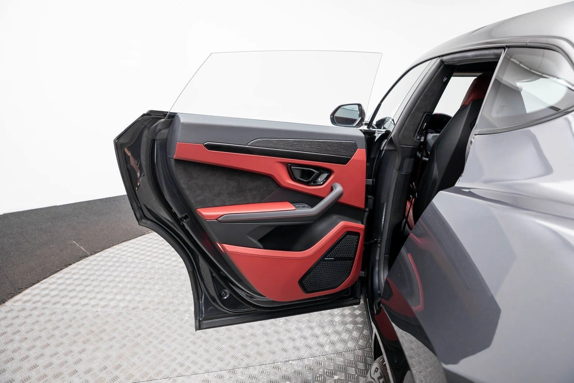 mph042_2382179518_43_fa08b4debb