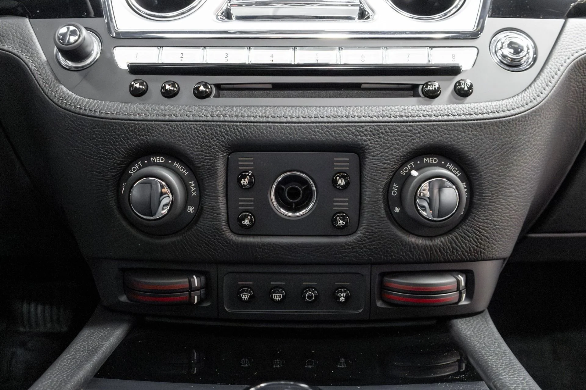 mph042_2387937692_Used_2011_Rolls_Royce_Ghost_Base_1762877304_c265da2ce7